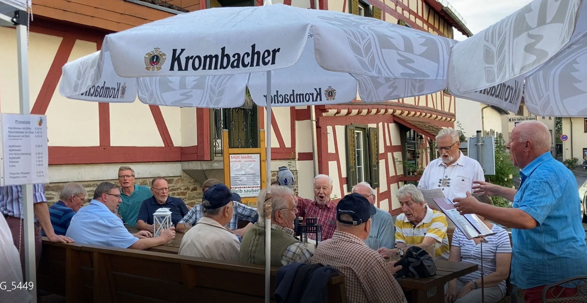 Aus dem Apfel in die Tonne, aus der Tonne in das Faß ...