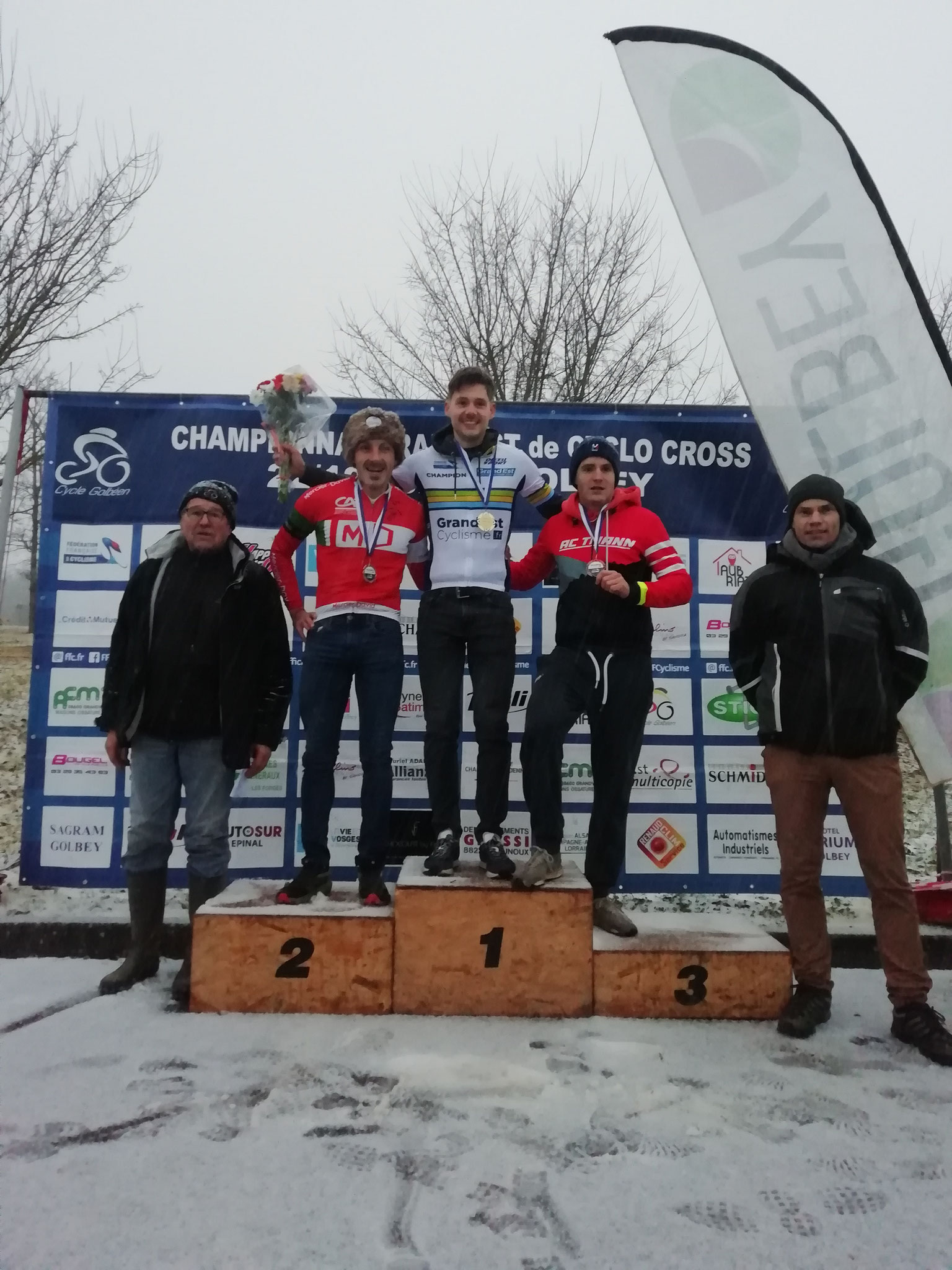 Lilian Schneider - 3ème sénior - Championnat Grand Est de Cyclo-cross à Golbey (88) -22 décembre 2024