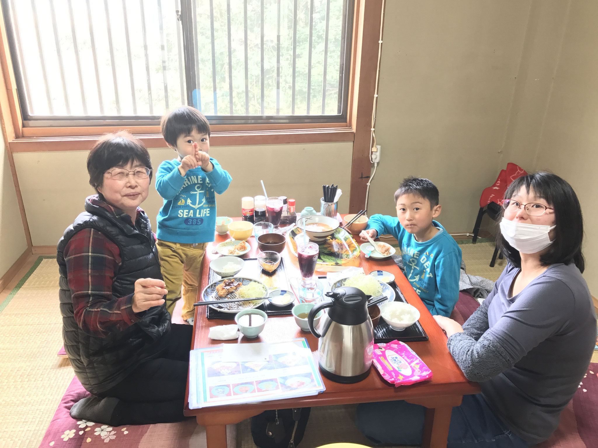 ご家族で楽しいお食事ができます。