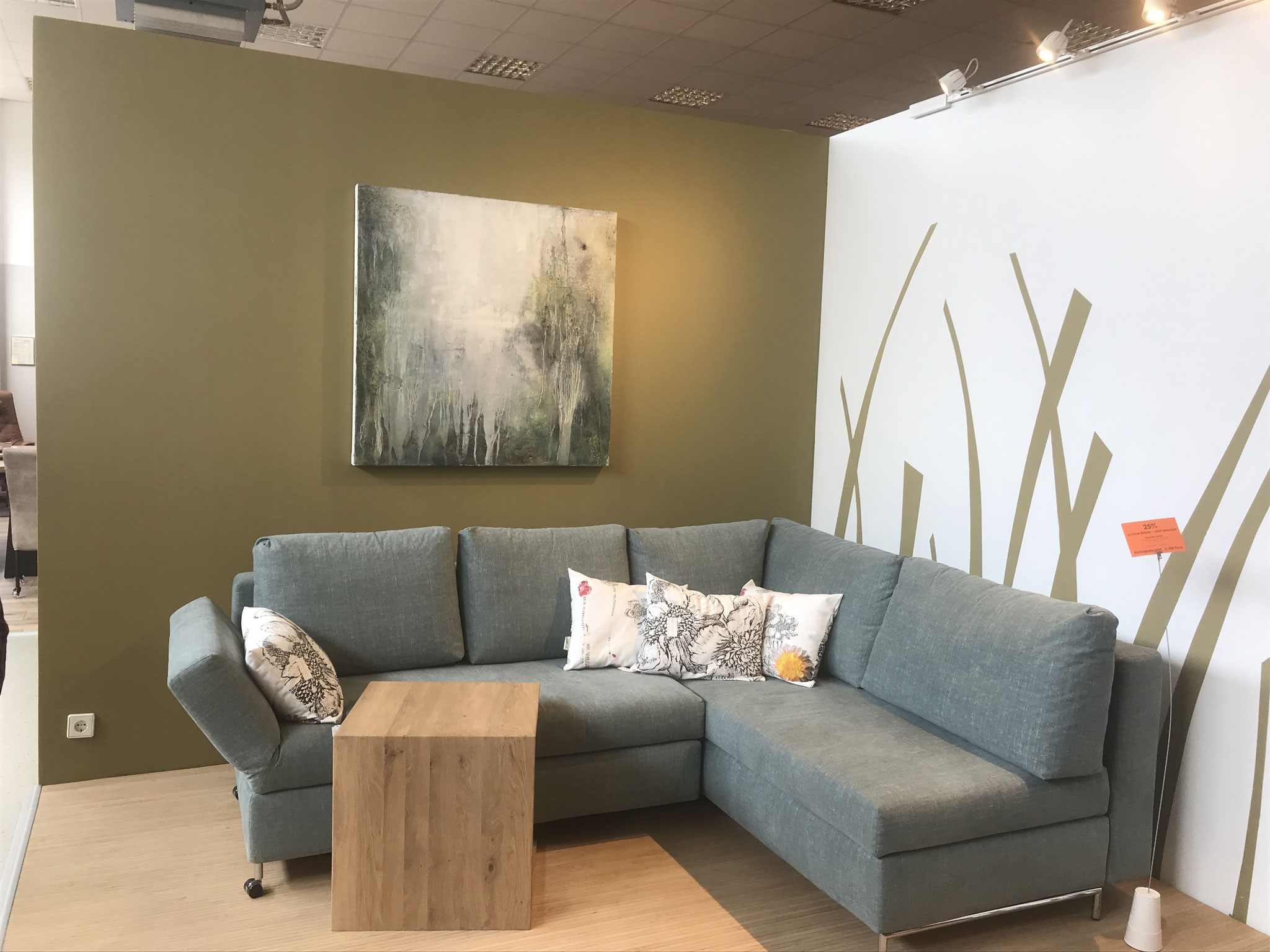 Bei den wunderbaren Möbeln im Möbelhaus Schneckenhaus, Offenburg