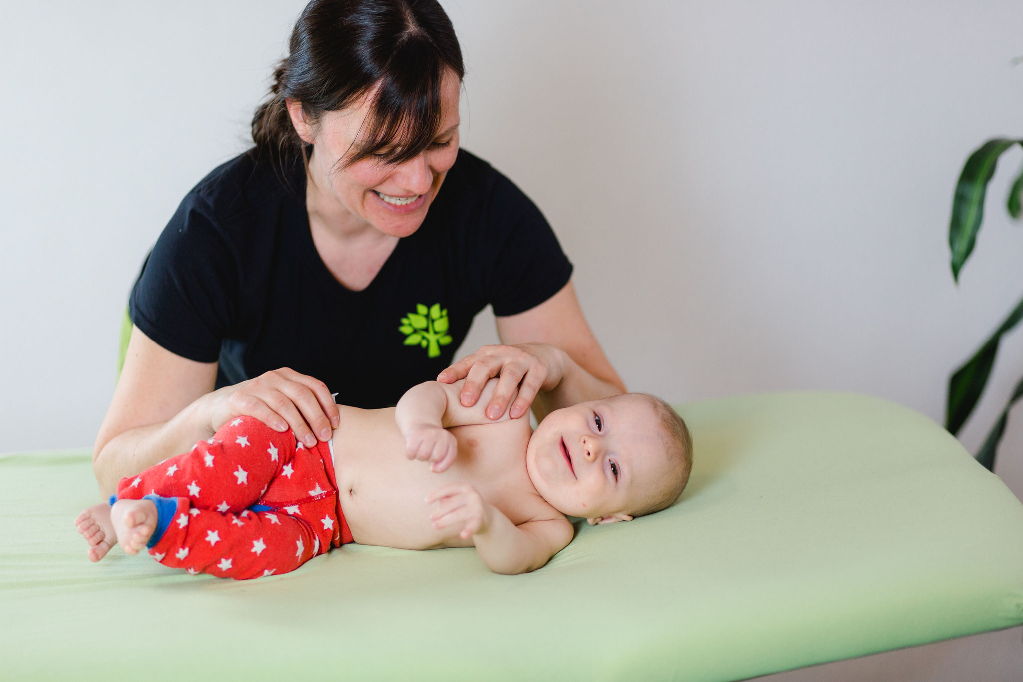 Vojta Therapie für Kinder Kinderphysiotherapie Verena Schmalz