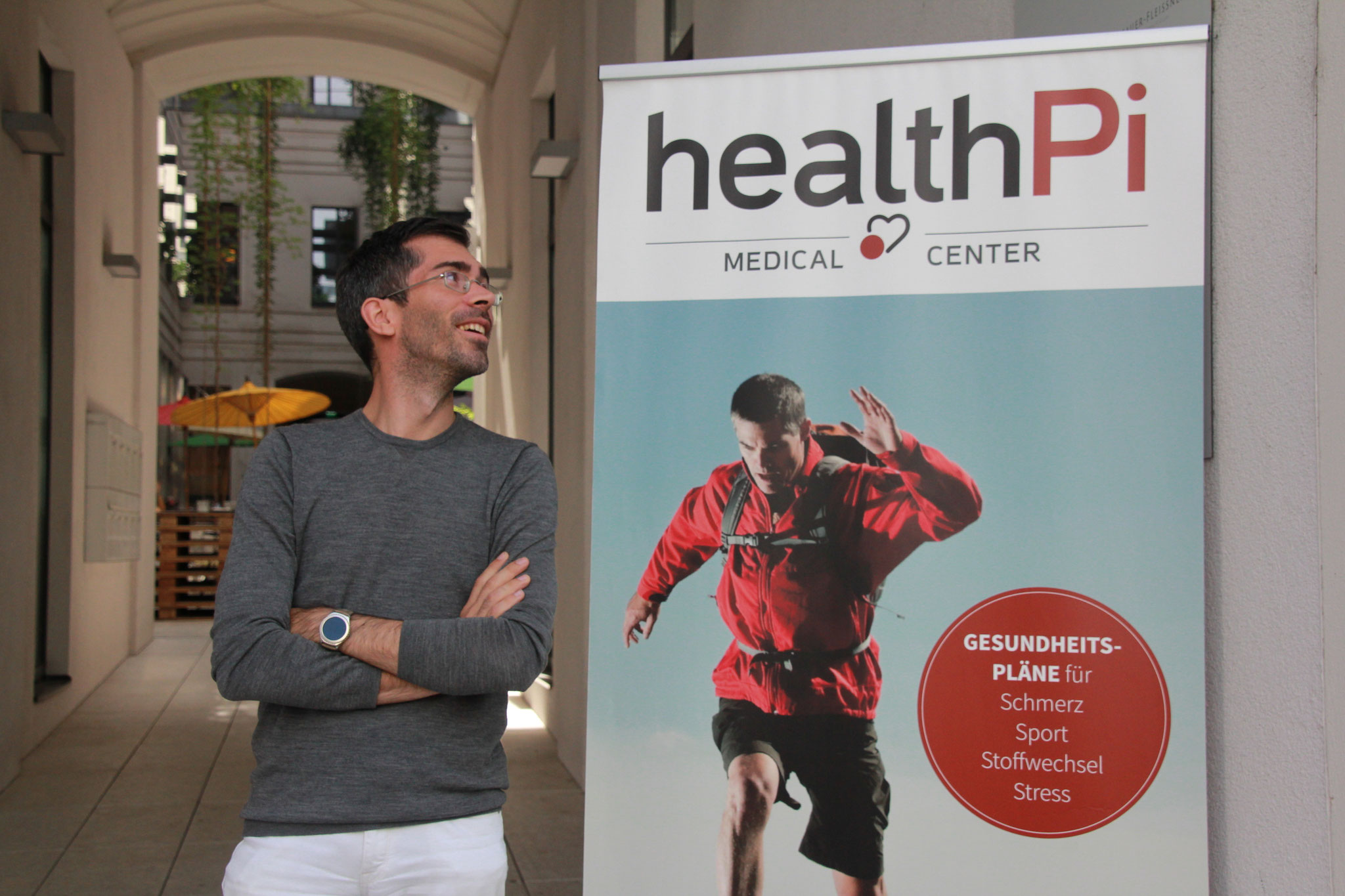 Univ.-Lektor Dr. Wolfgang Gruther, MSc TCM:  Ärztlicher Leiter