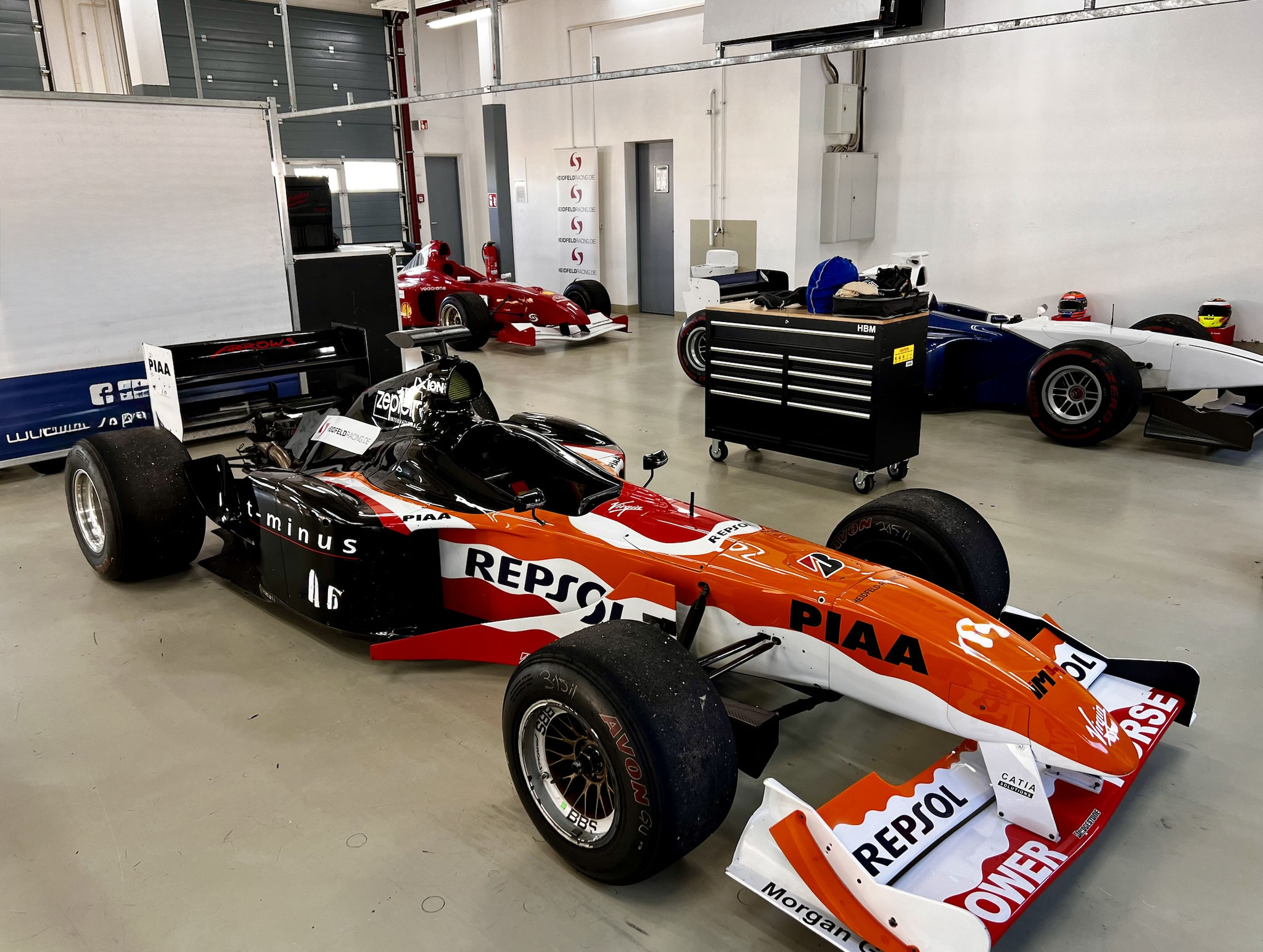 Formel 1 Cars Autos für Filmaufnahmen & Fotoshooting mieten