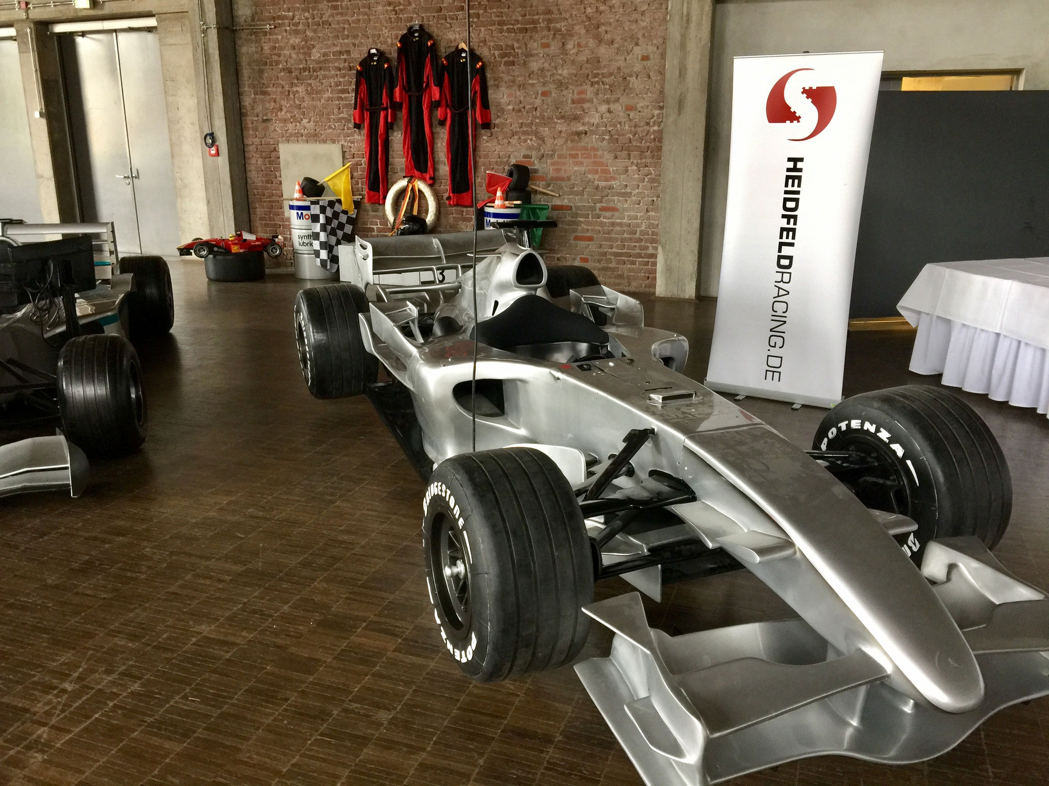 Formel Showcar Replica mieten für Filmaufnahmen und Fotosooting