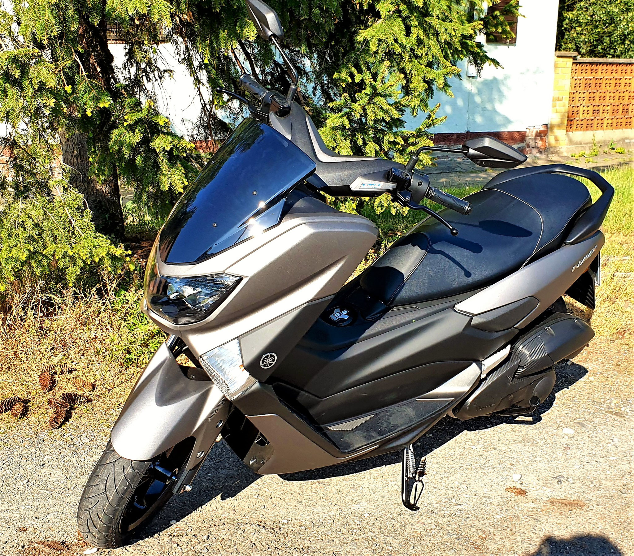 Yamaha NMAX125 für die Erweiterung B196