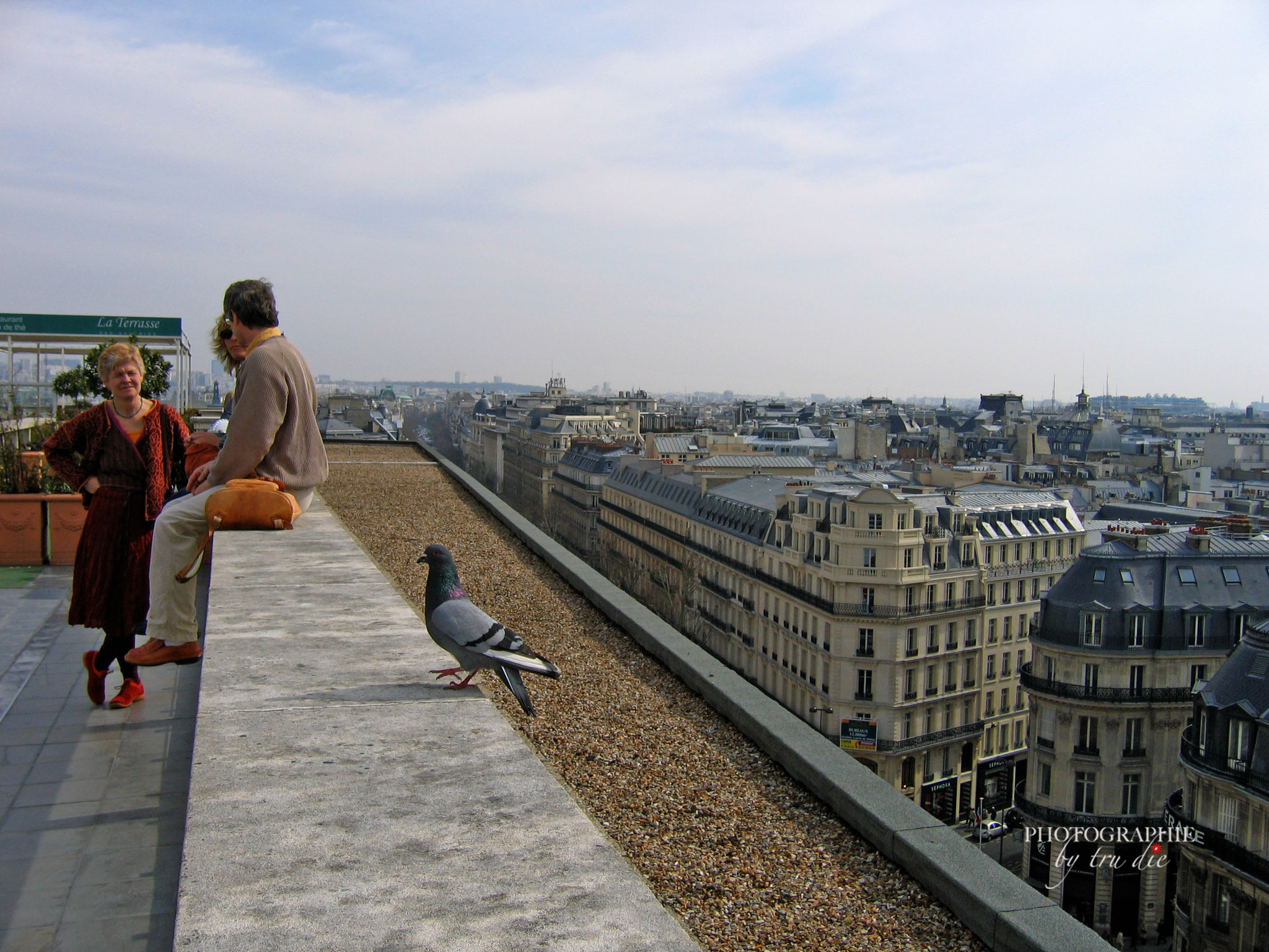 Bild: Aussicht von der Dachterrasse der Galeries Lafayette, Paris  