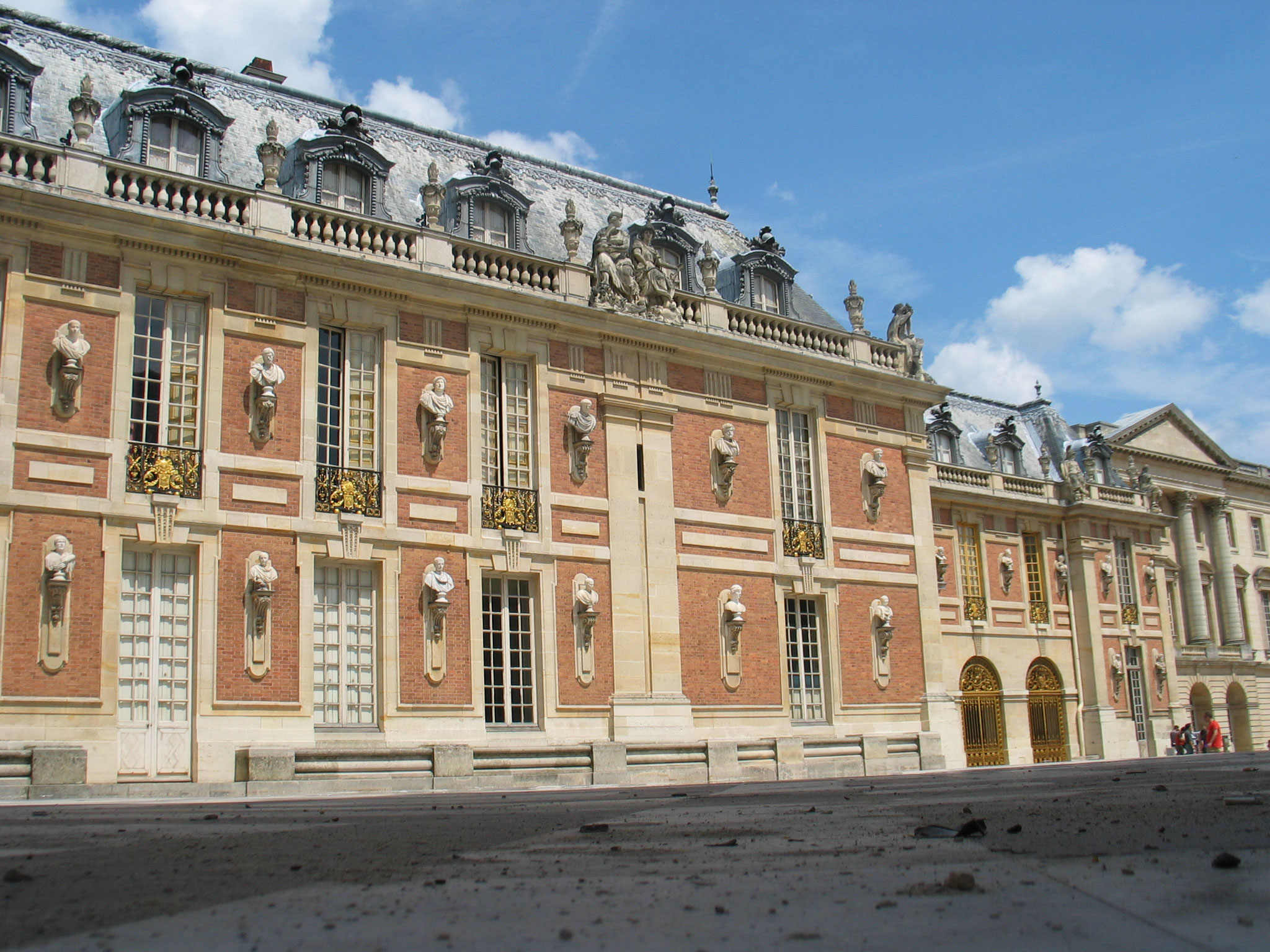 Bild: Château de Versailles mit Schlossgarten 