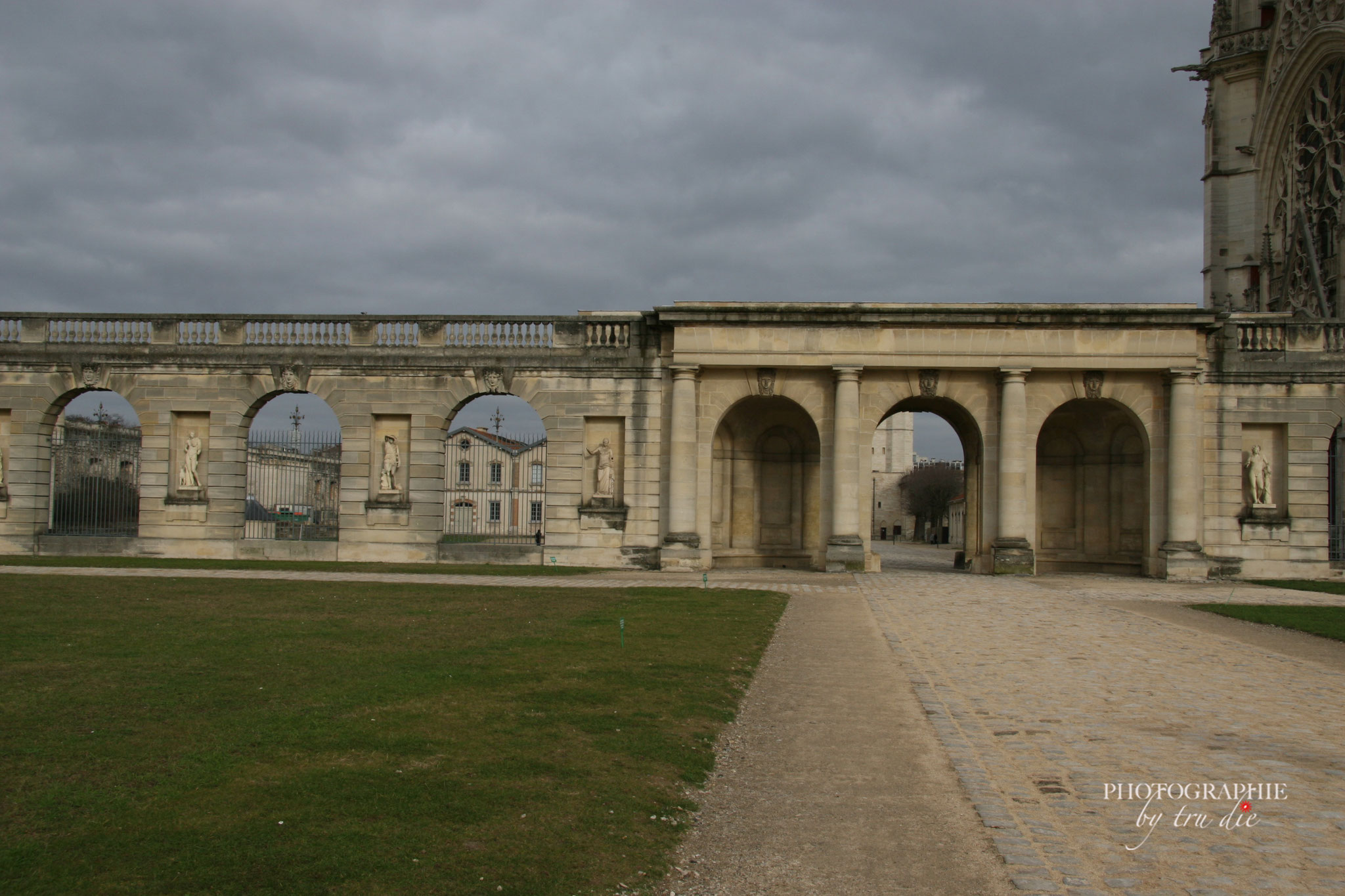 Bild: Ansichten Château de Vincennes in Paris 