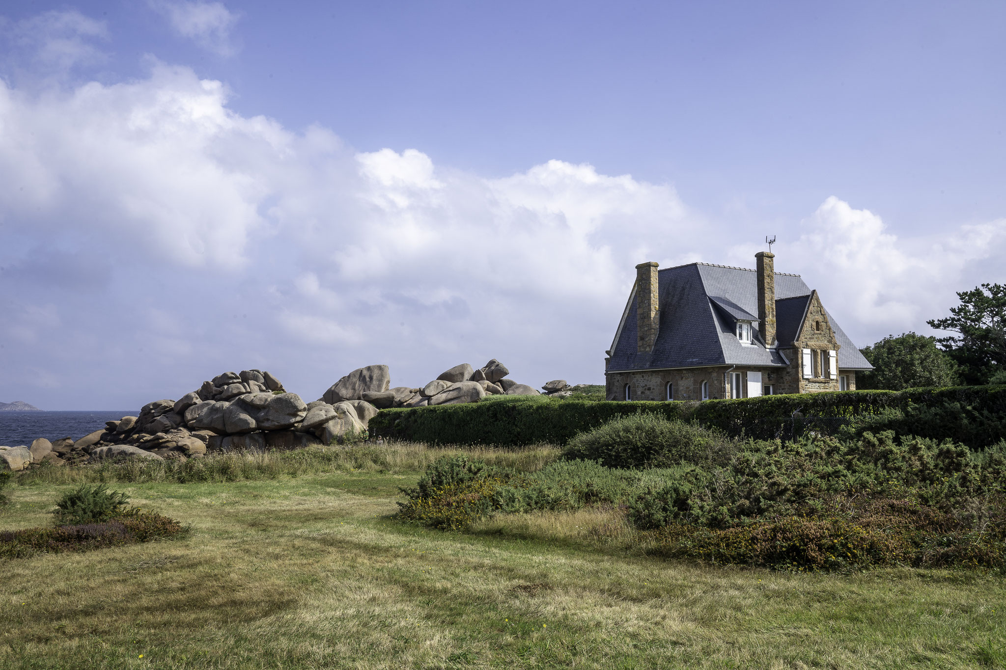 Bild: Felsformationen am Sentier des Douniers in Ploumanac´h in Ploumanac´h