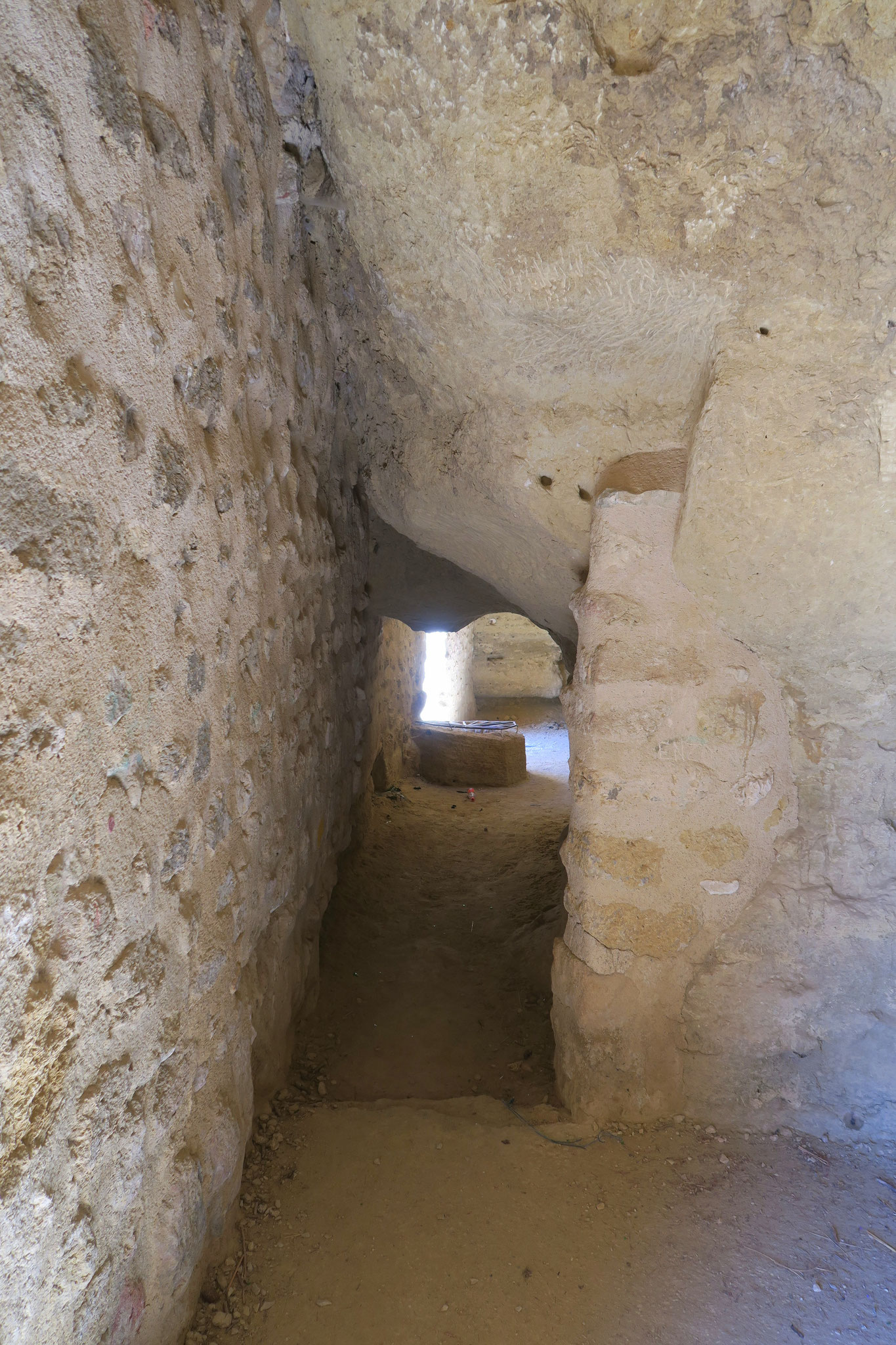 Bild: Burgruine Cadenet, in der Provence