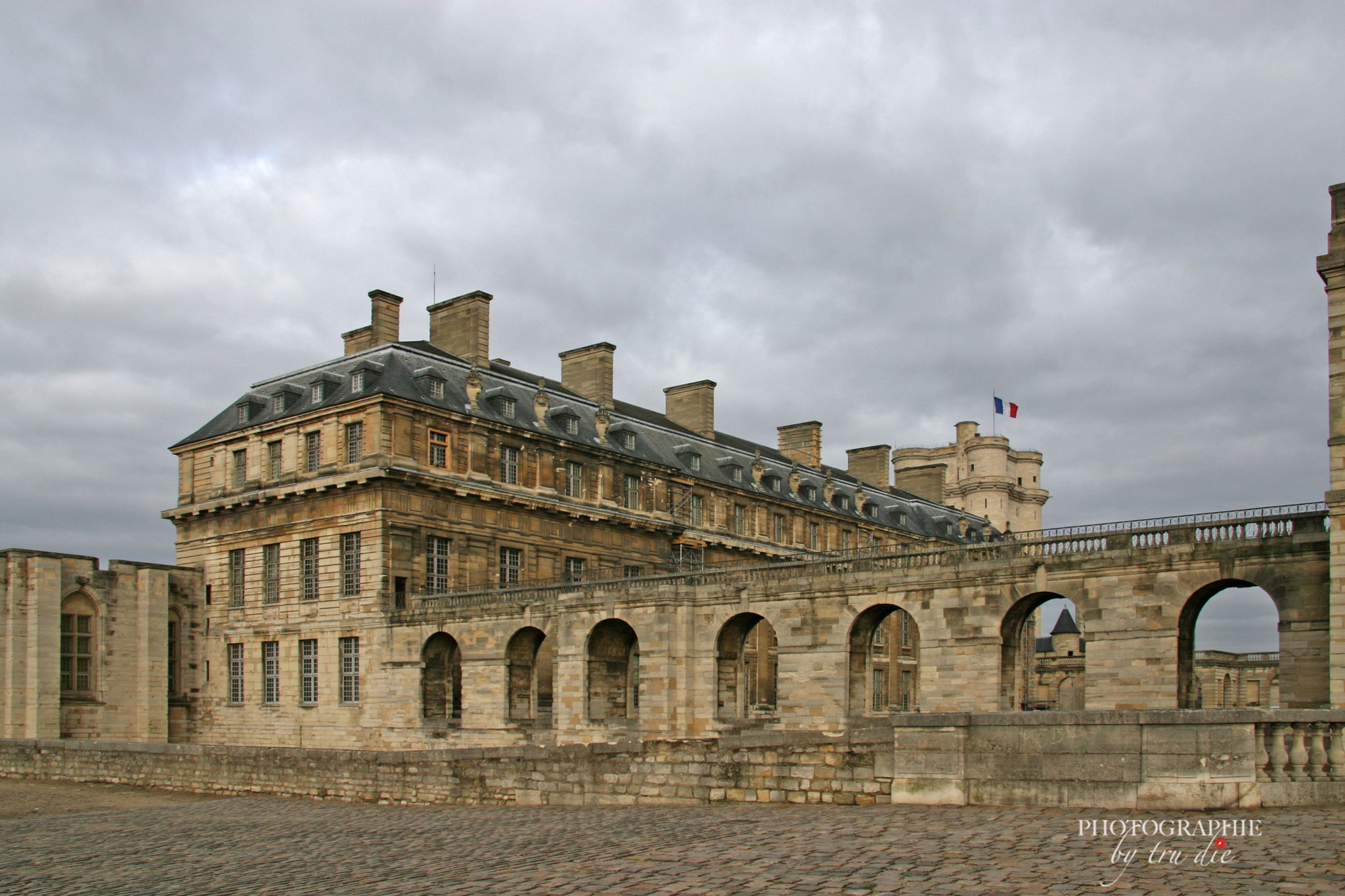 Bild: Ansichten Château de Vincennes in Paris 