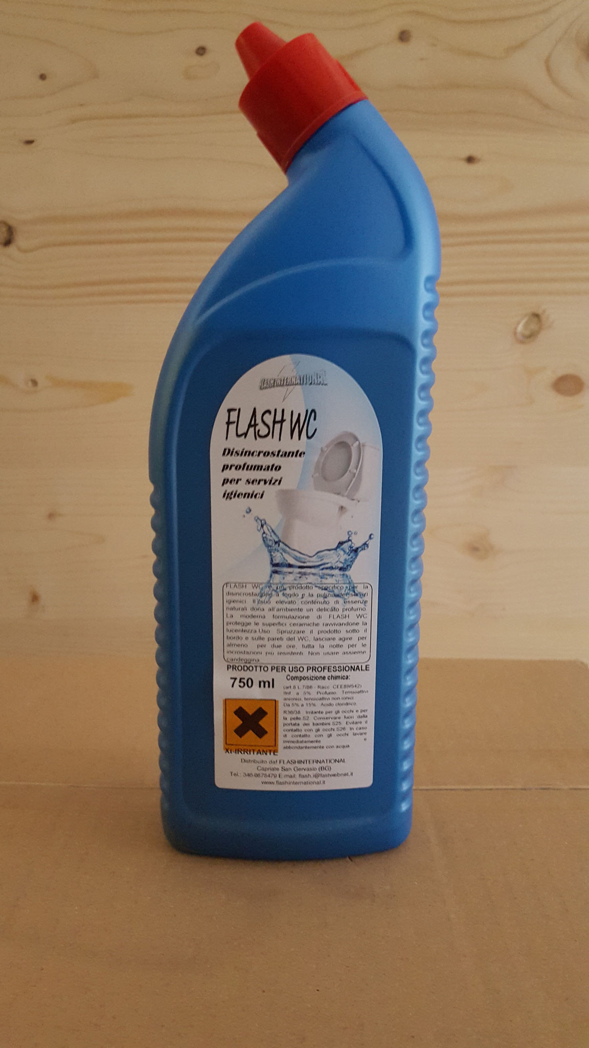 WC GEL - Disincrostante in gel per servizi igienici.