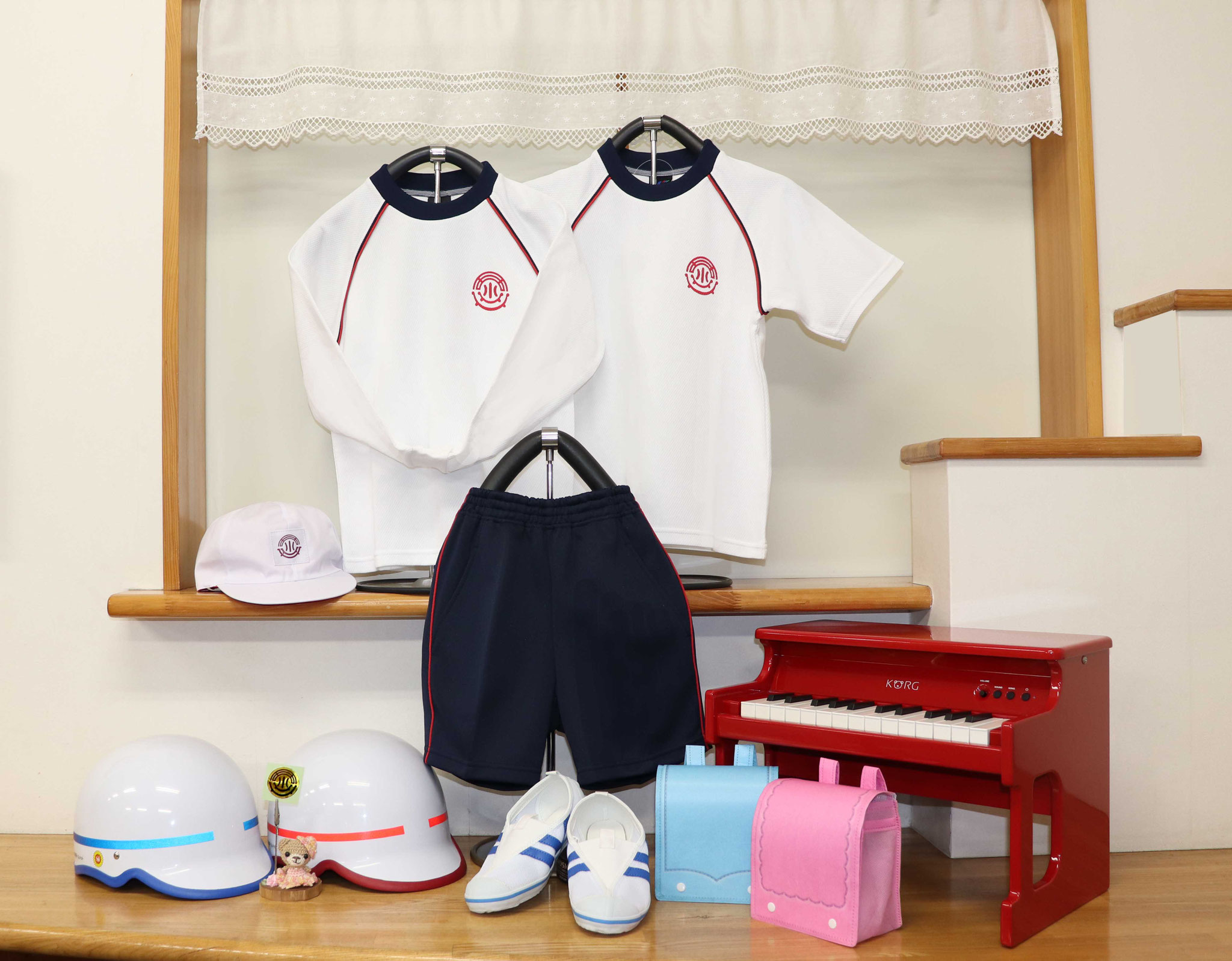 網干西小学校　新体操服　体操帽　ヘルメット