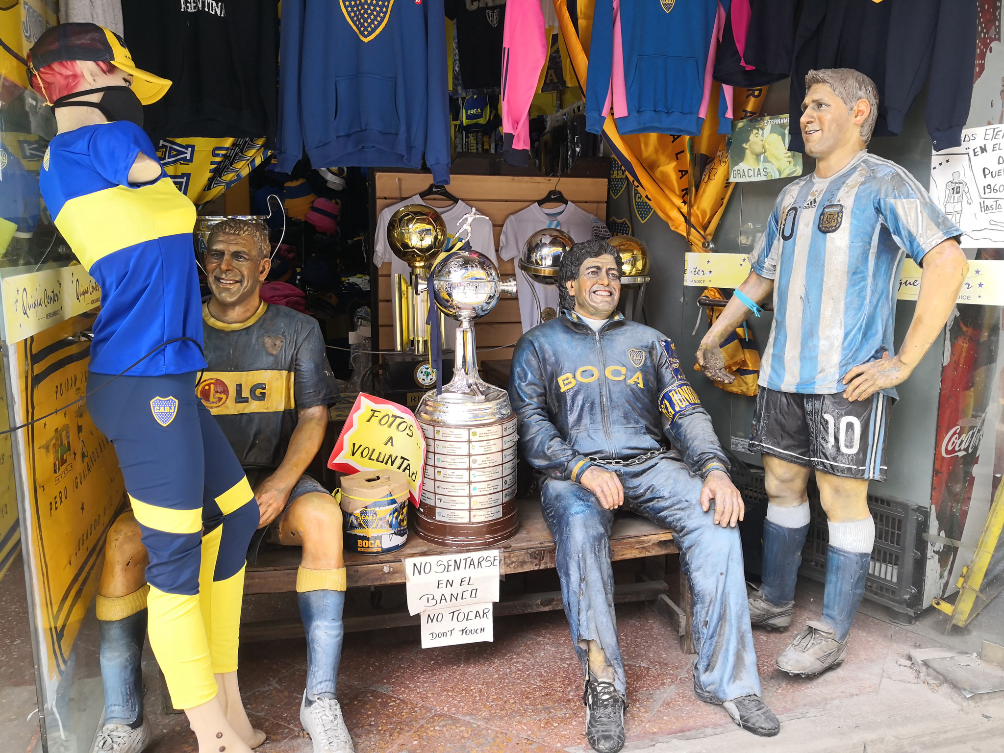 Die Helden von Buenos Aires, Maradona und Messi