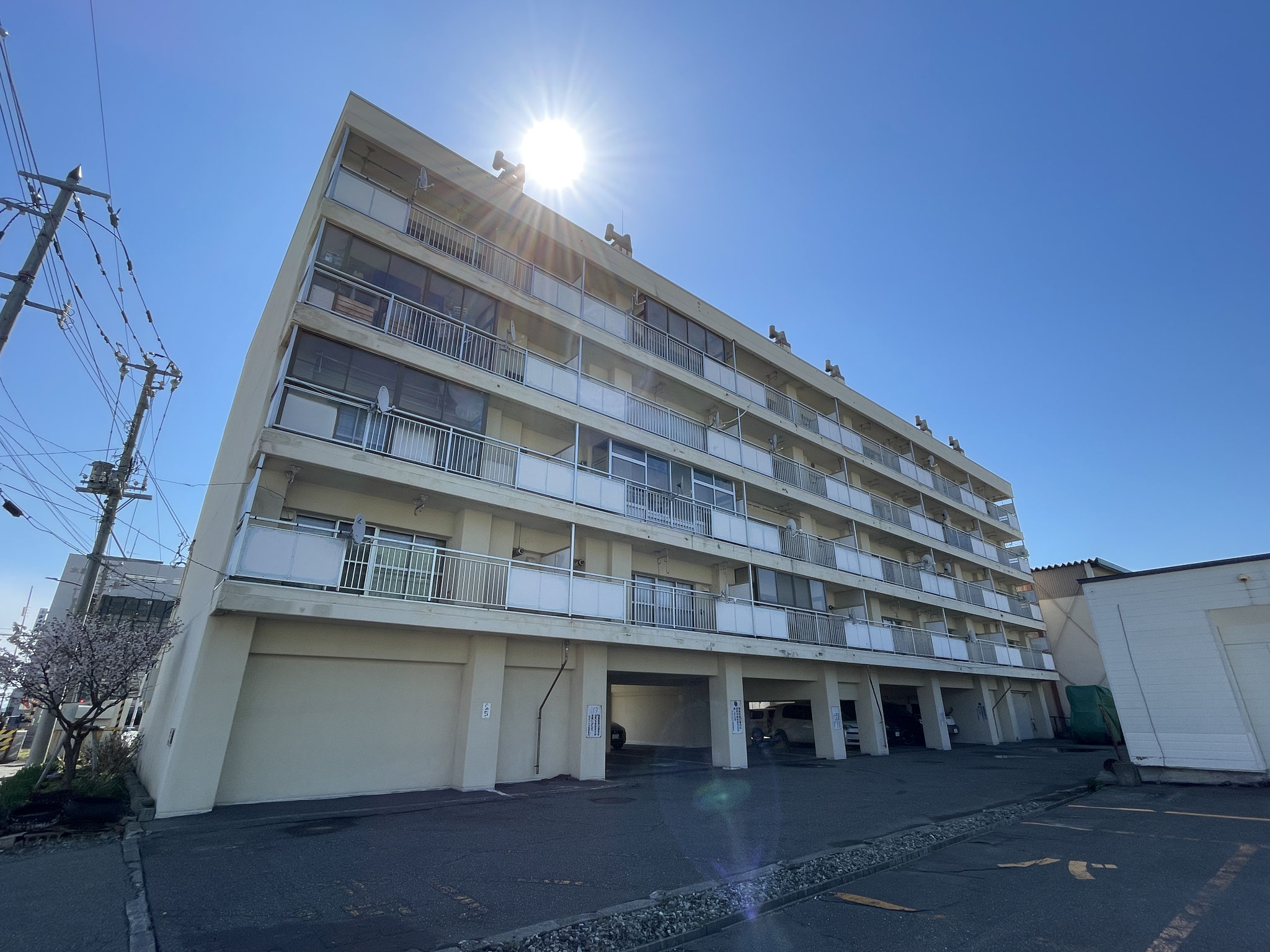 中央4丁目売マンション　価格350万円