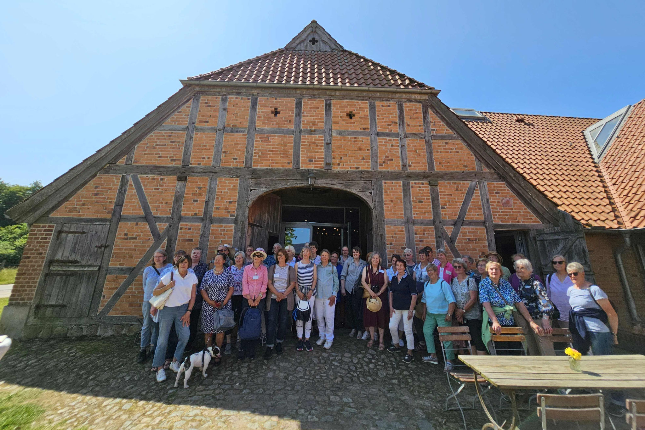 Begrüßung vor dem Hof Viehbrook