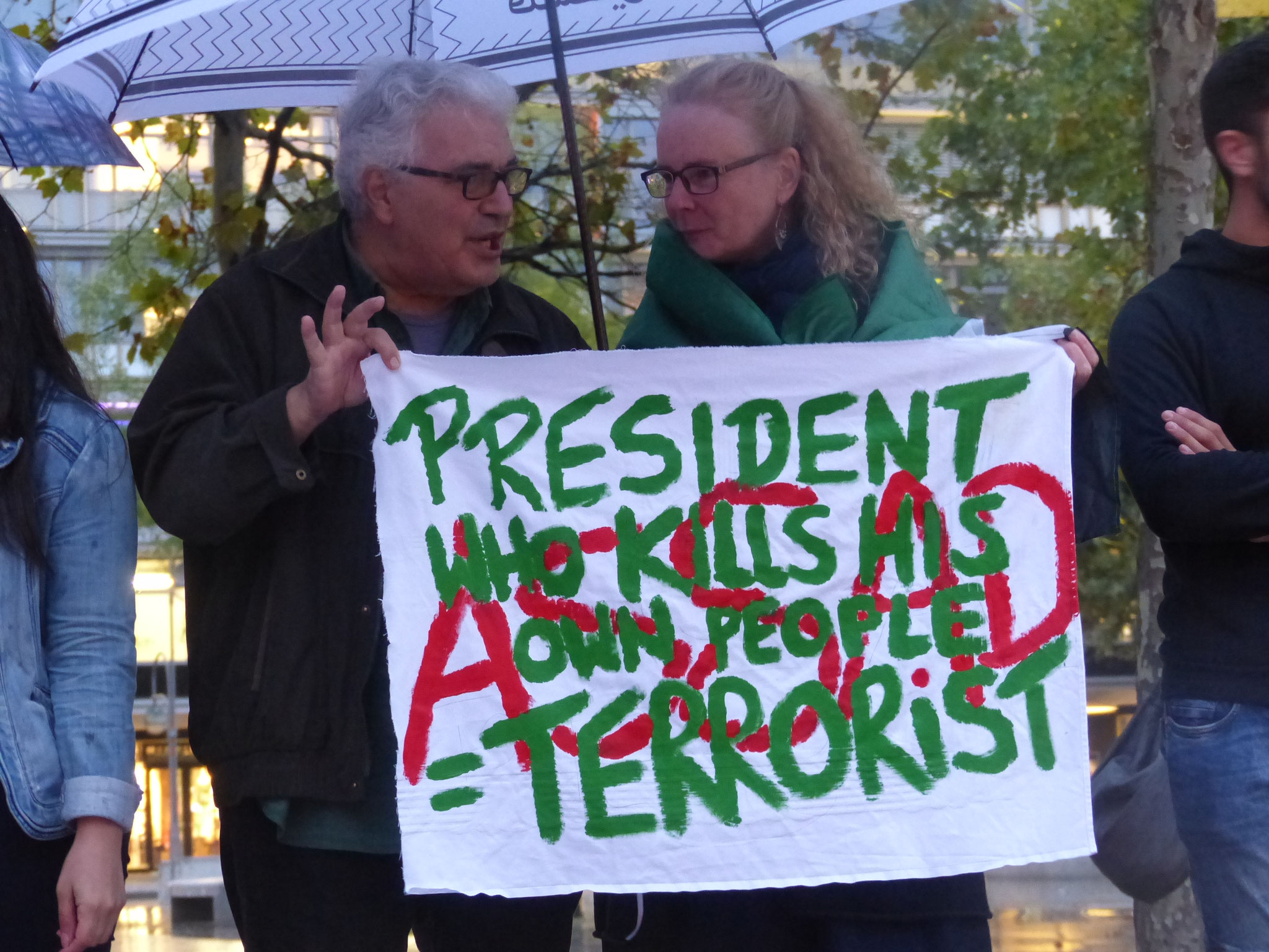 Ein Präsident, der sein Volk tötet, ist ein Terrorist - Photo: Jens-Martin Rode
