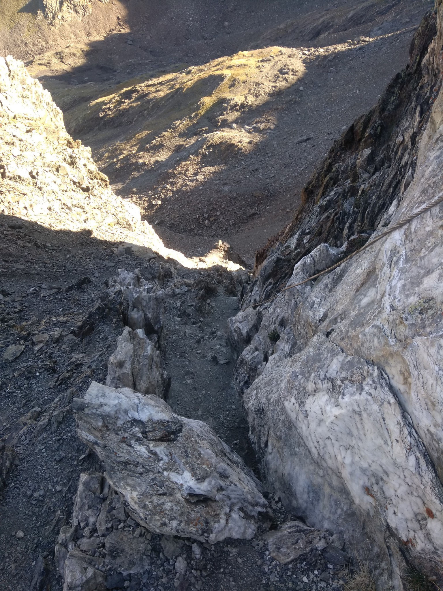 Fin de montée très raide au col de Tebarray (2782m)