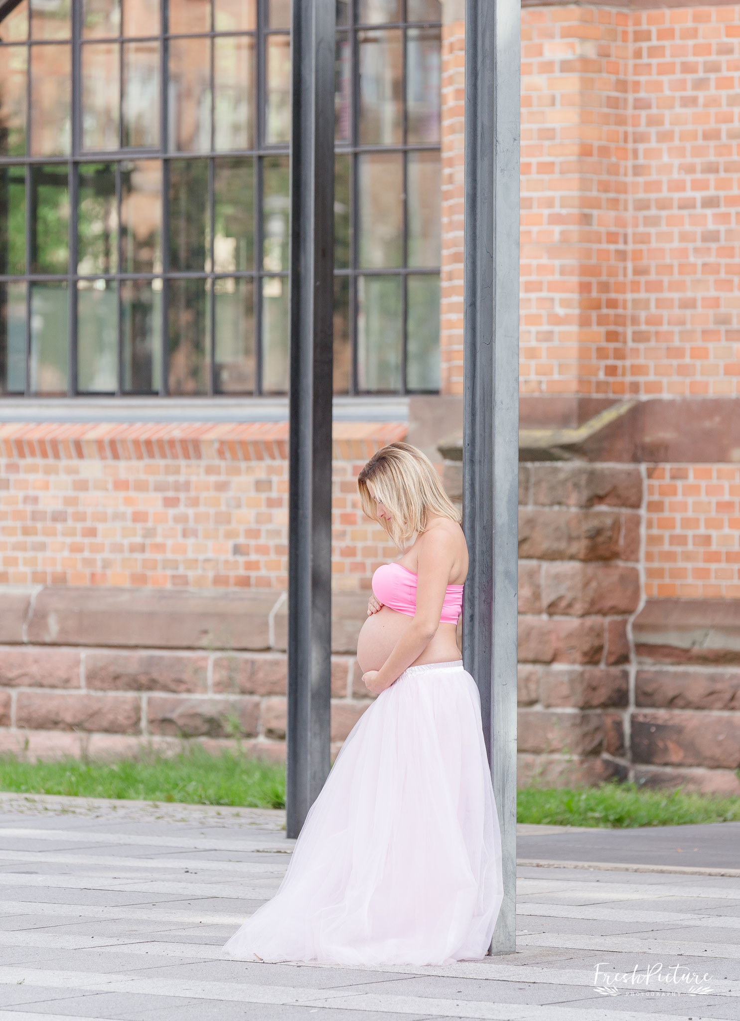 Was kostet ein Babybauch Foto-Shooting? - Freshpicture Photography