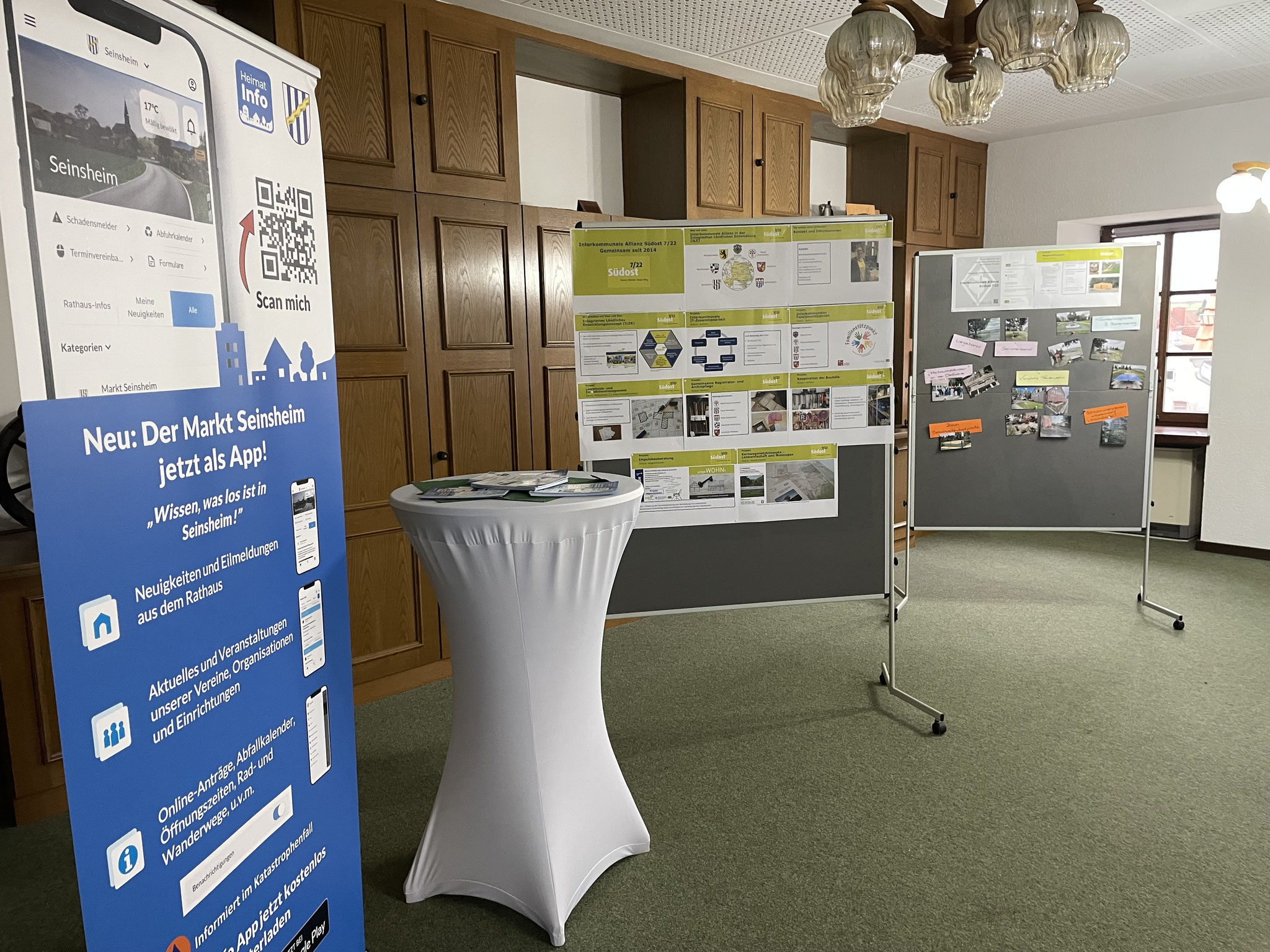 Einblick in den Ausstellungsraum.