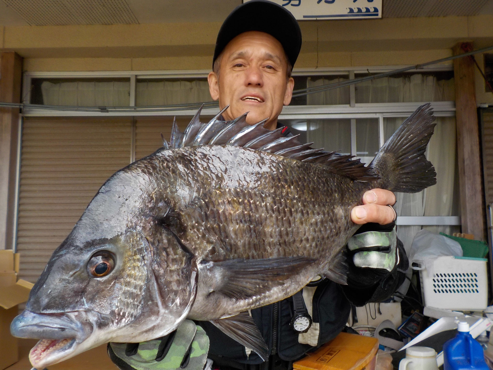 ３月１８日　磯釣りで多田さん　ガバチン５０．１㎝