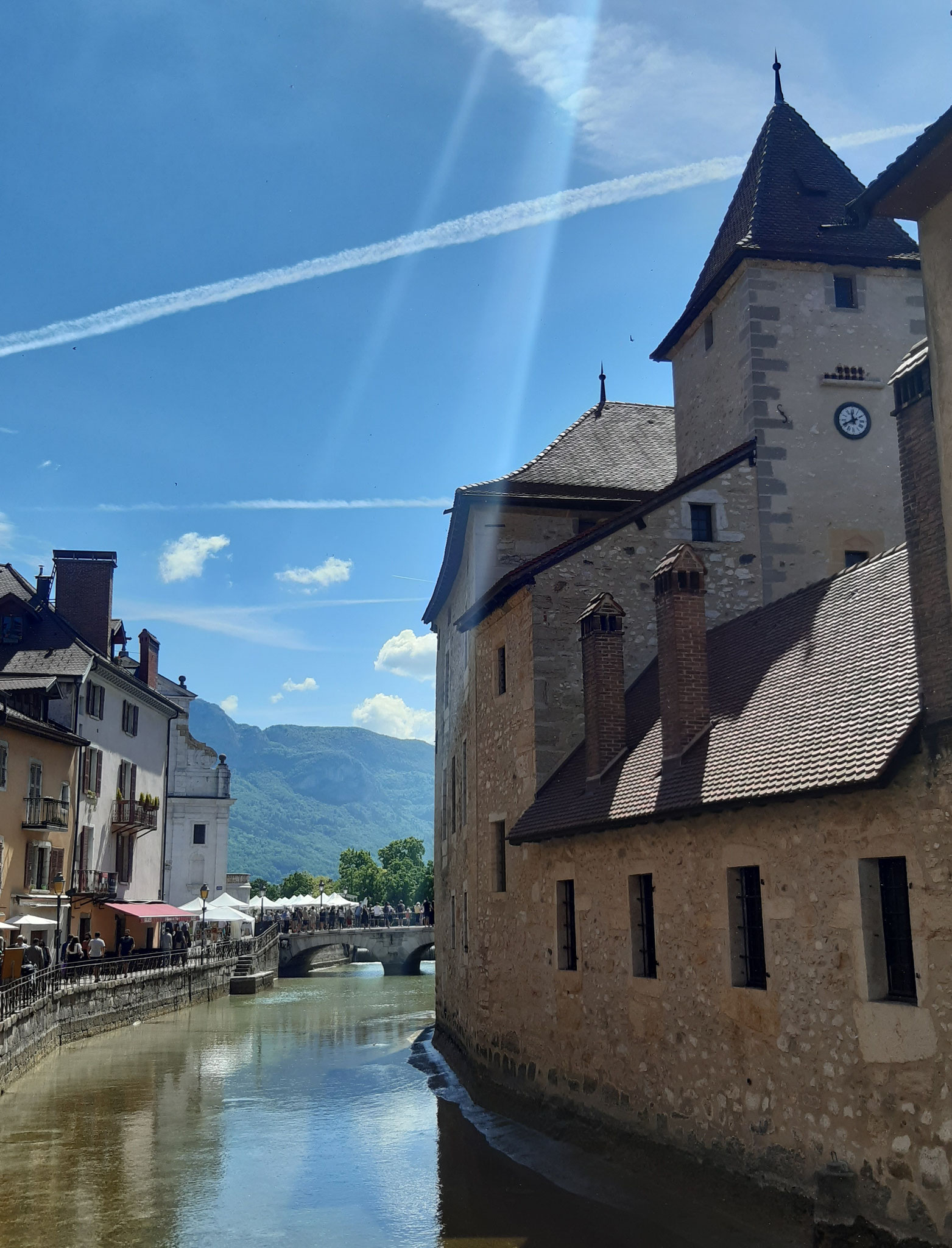 Das Städtchen wird auch das „Venedig der Alpen" genannt.