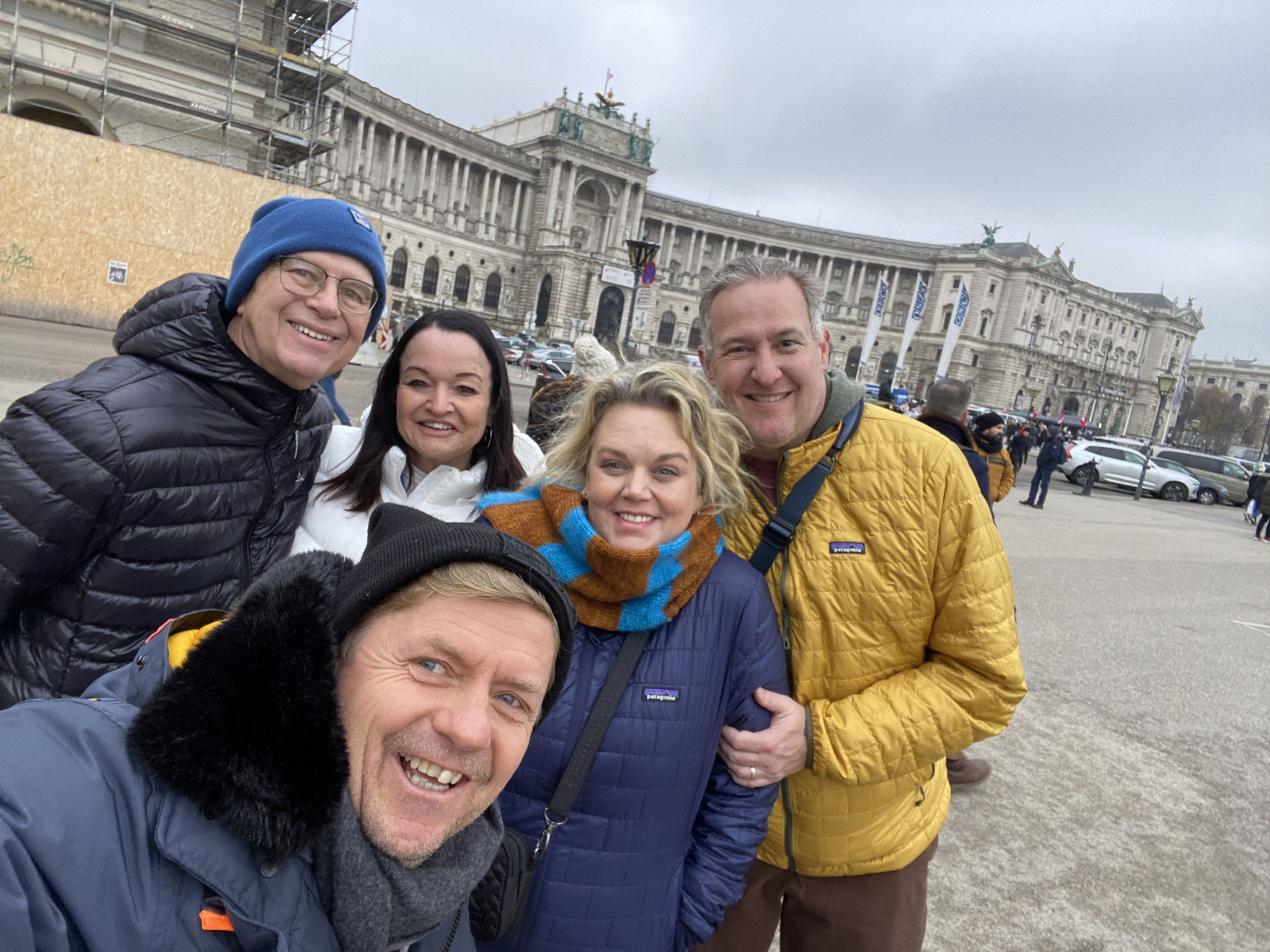 Private Vienna walking tour with guide and family in the historic old town