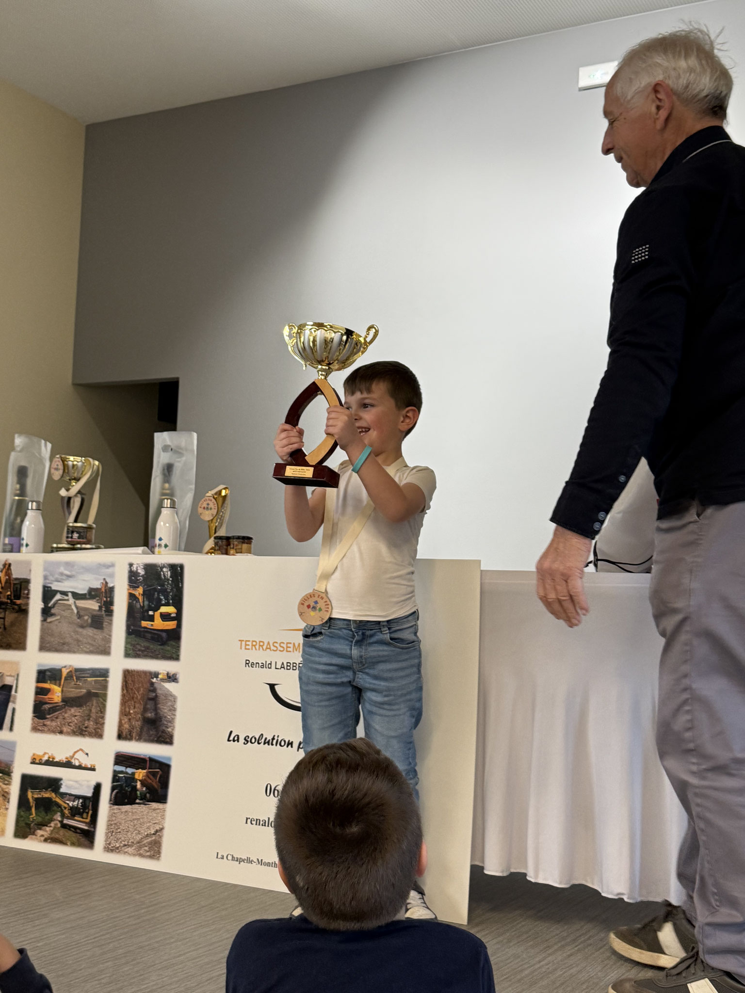 Élio Olivier, 5 ans, remporte la catégorie "Enfants".