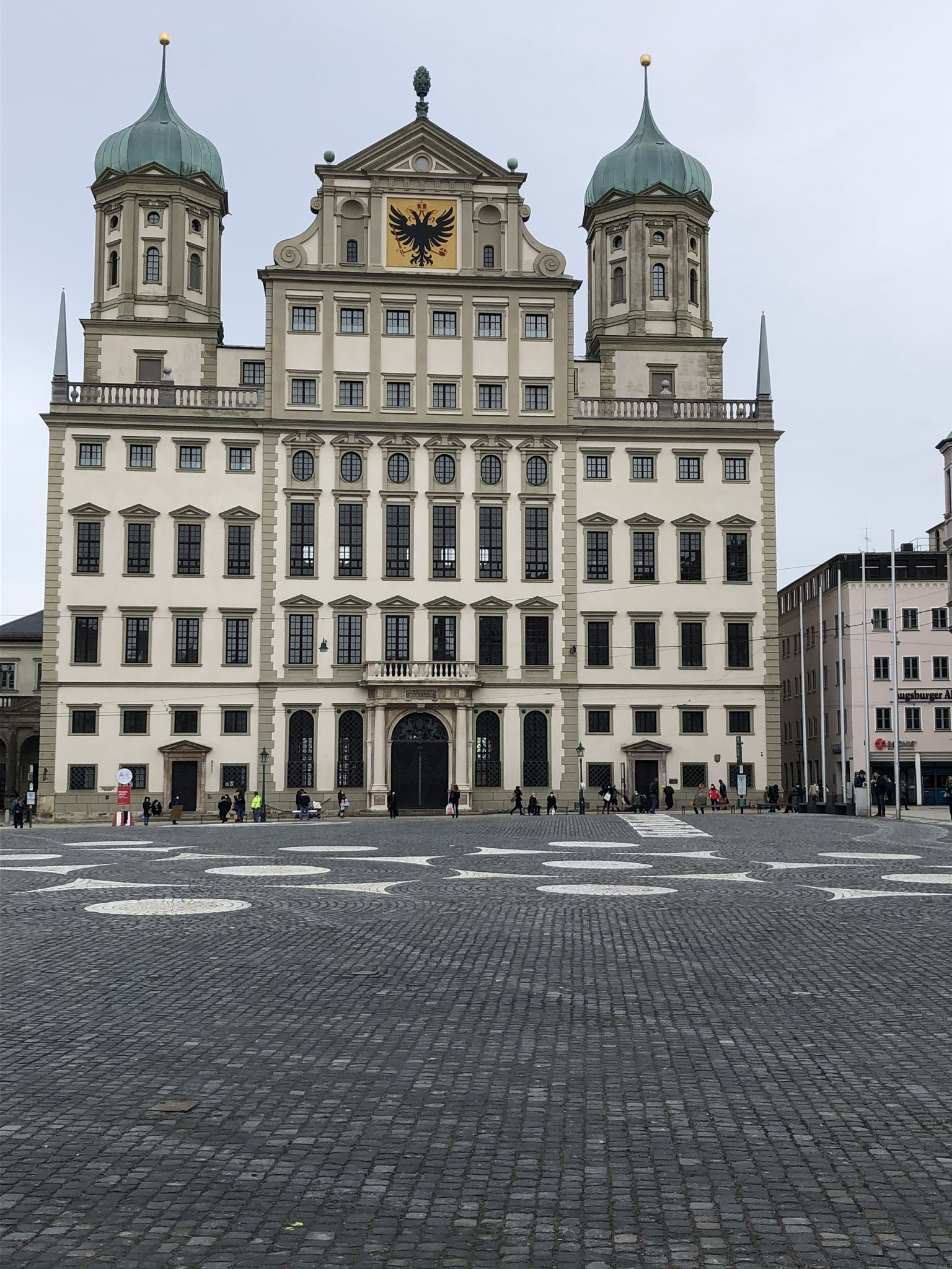Augsburger Wahrzeichen - das Rathaus im Stil der Renaissance, erbaut von Elias Holl