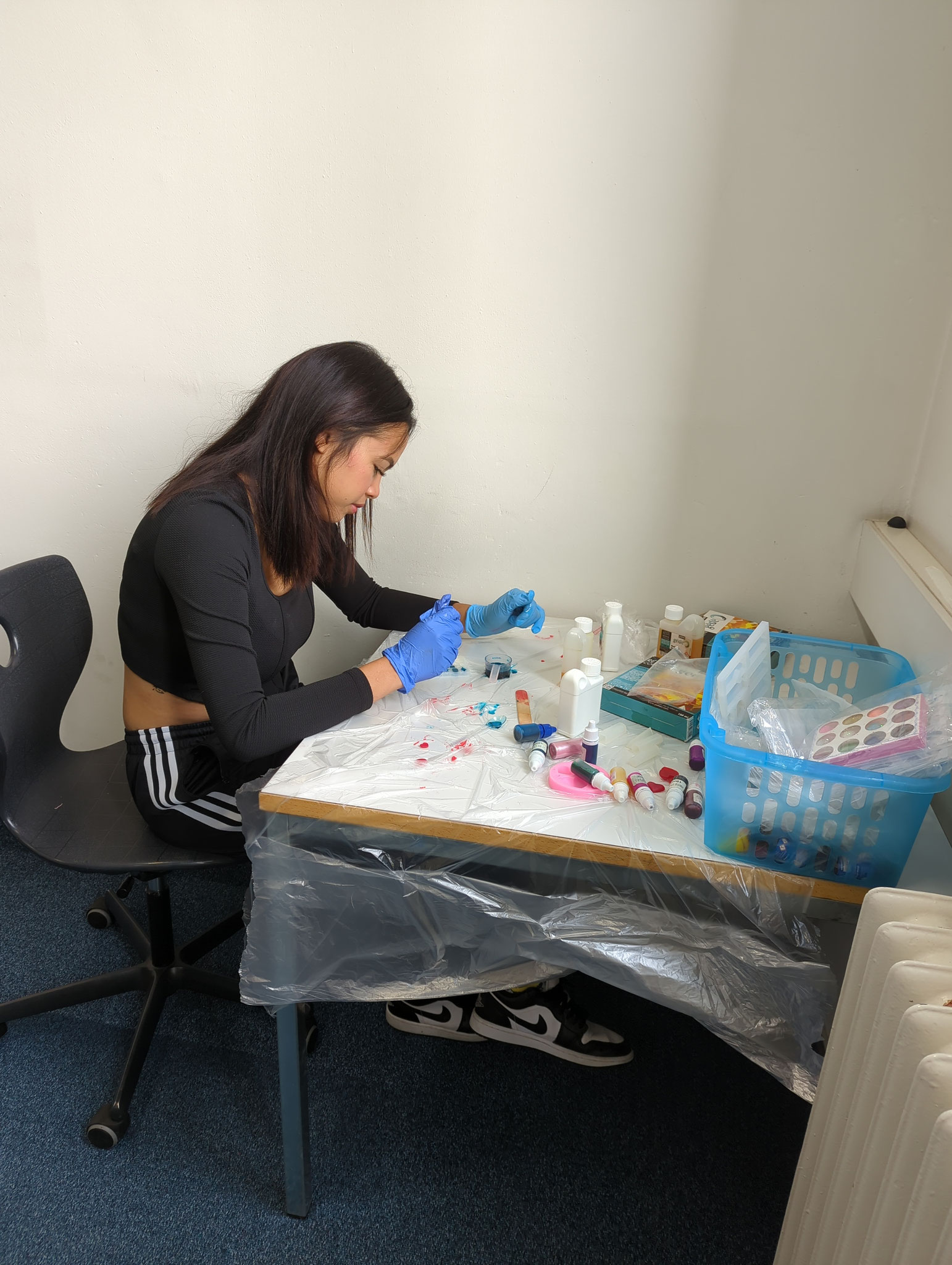 Tauche bei uns ein in die kreative Arbeit und vergiss die Welt um dich herum.