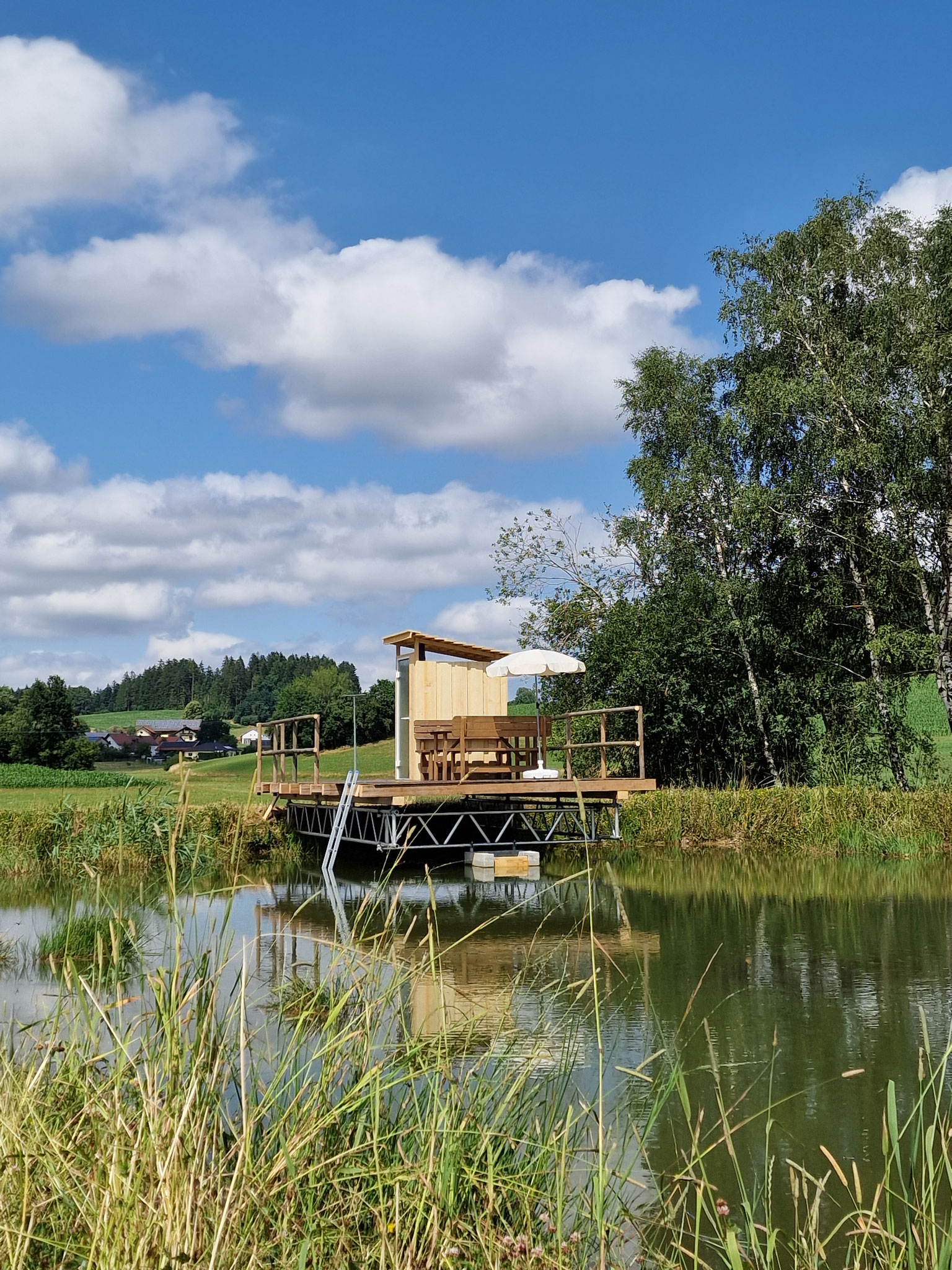 Hofeigener Weiher - exklusiv für Anwohner und Feriengäste ©KnallerbsenHof