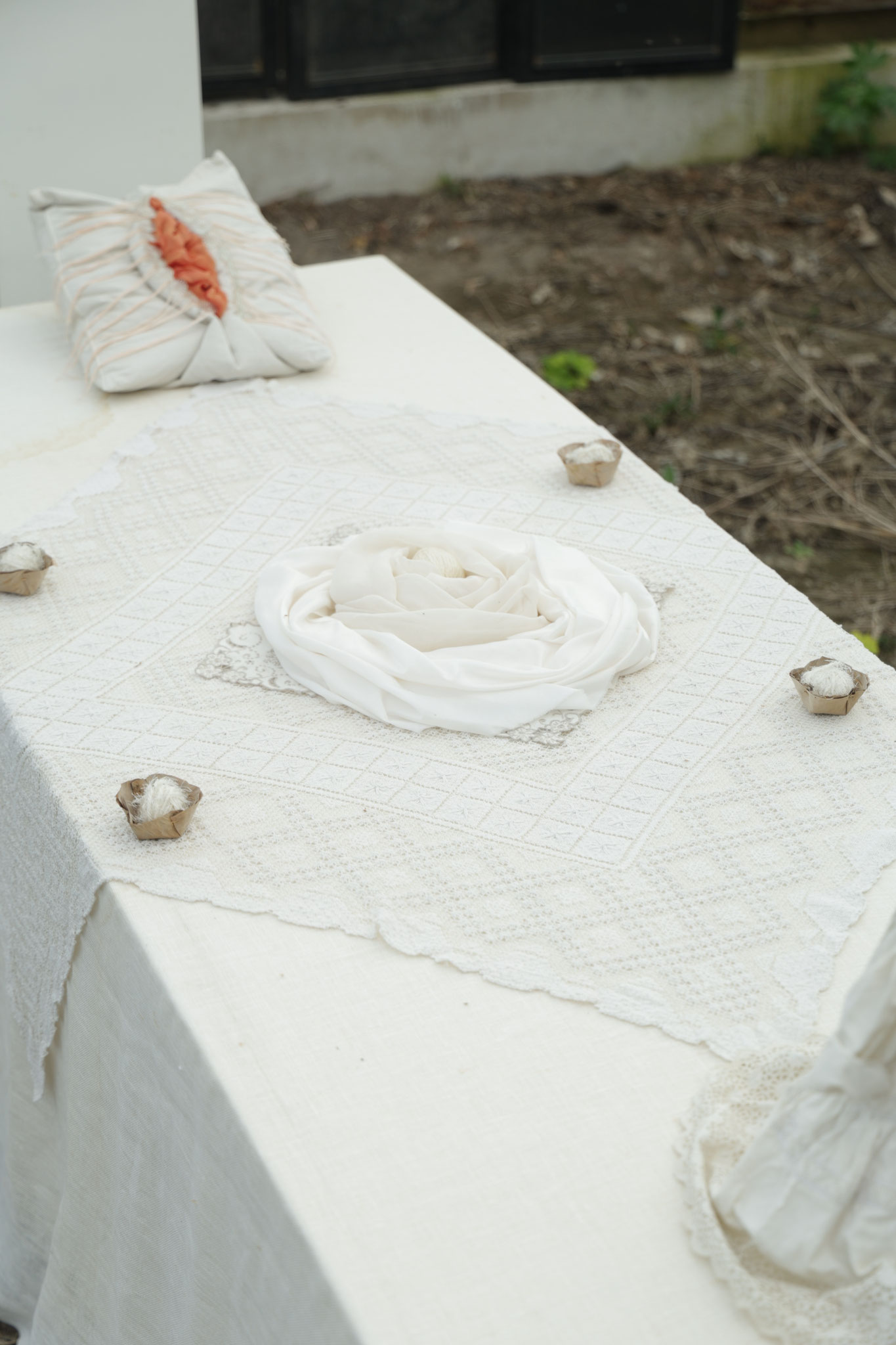 Protecting the Holy marriage (detail).Fotografie Yori Ettema