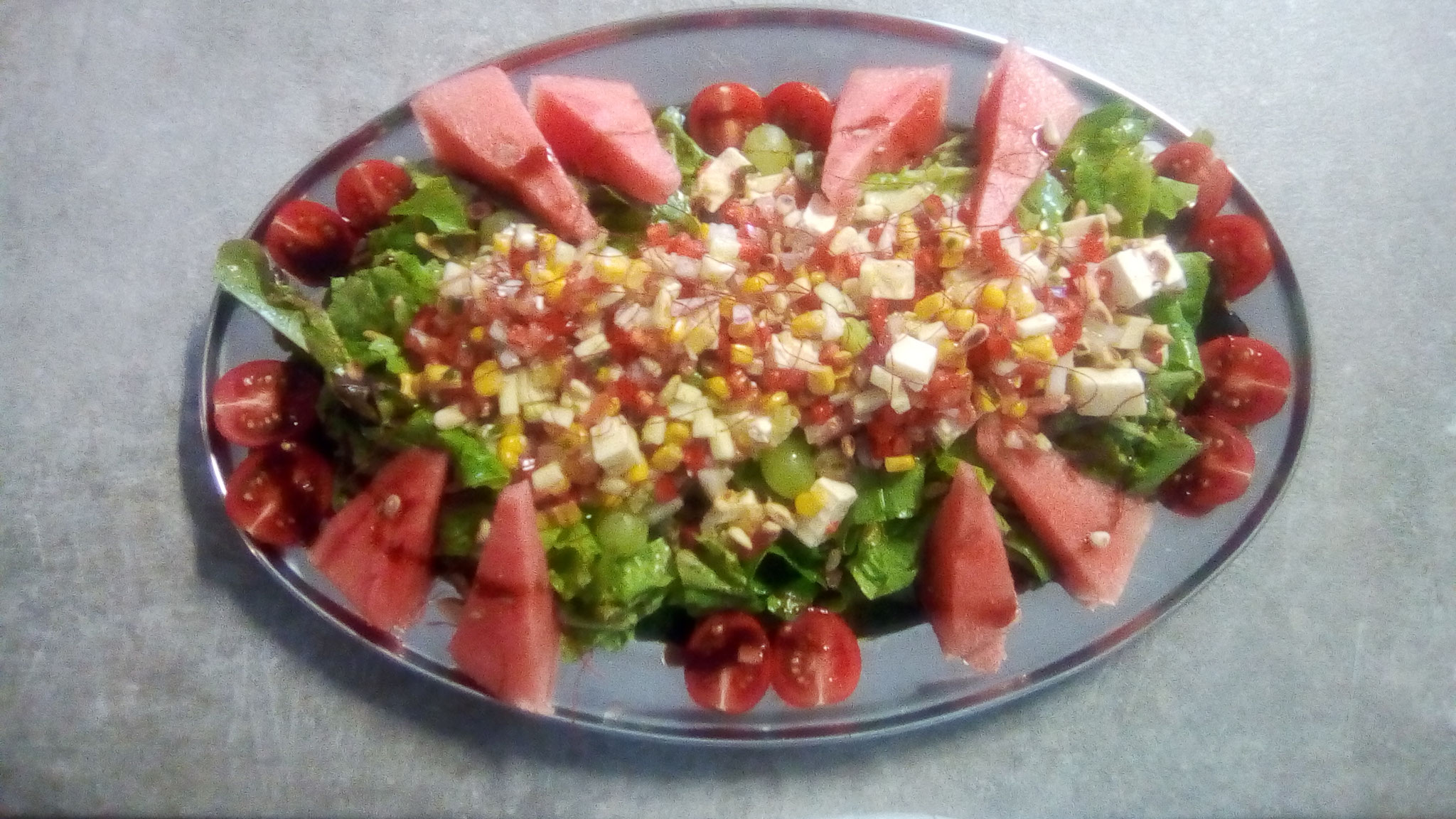 Bunte Salatplatte