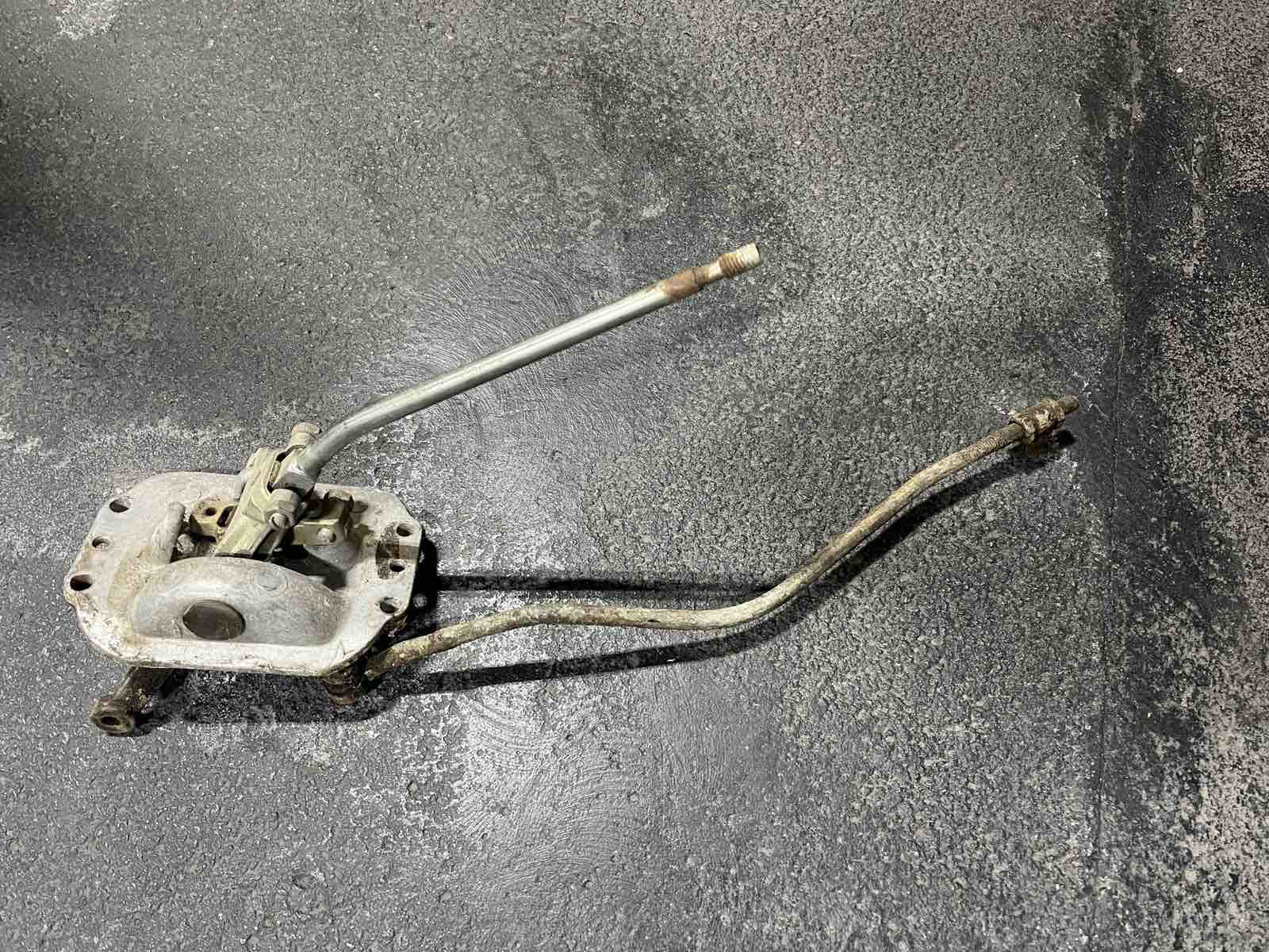 Gangschaltung Mechanismus Schaltgetriebe Moskwitsch 408/412/2140. Gear shift mechanism selector M408/M412/M2140. Кулиса ручка переключения коробки передач Москвич АЗЛК ИЖ 2140 412 408.