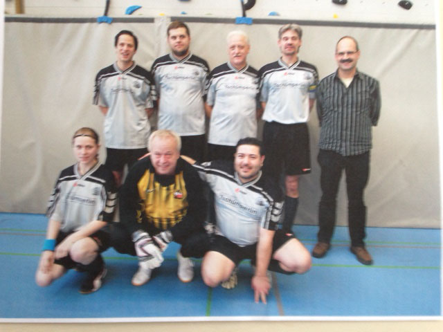 12. Int. Zugpersonal Hallenfussballturnier 10. Rang im 2013 in Luzern