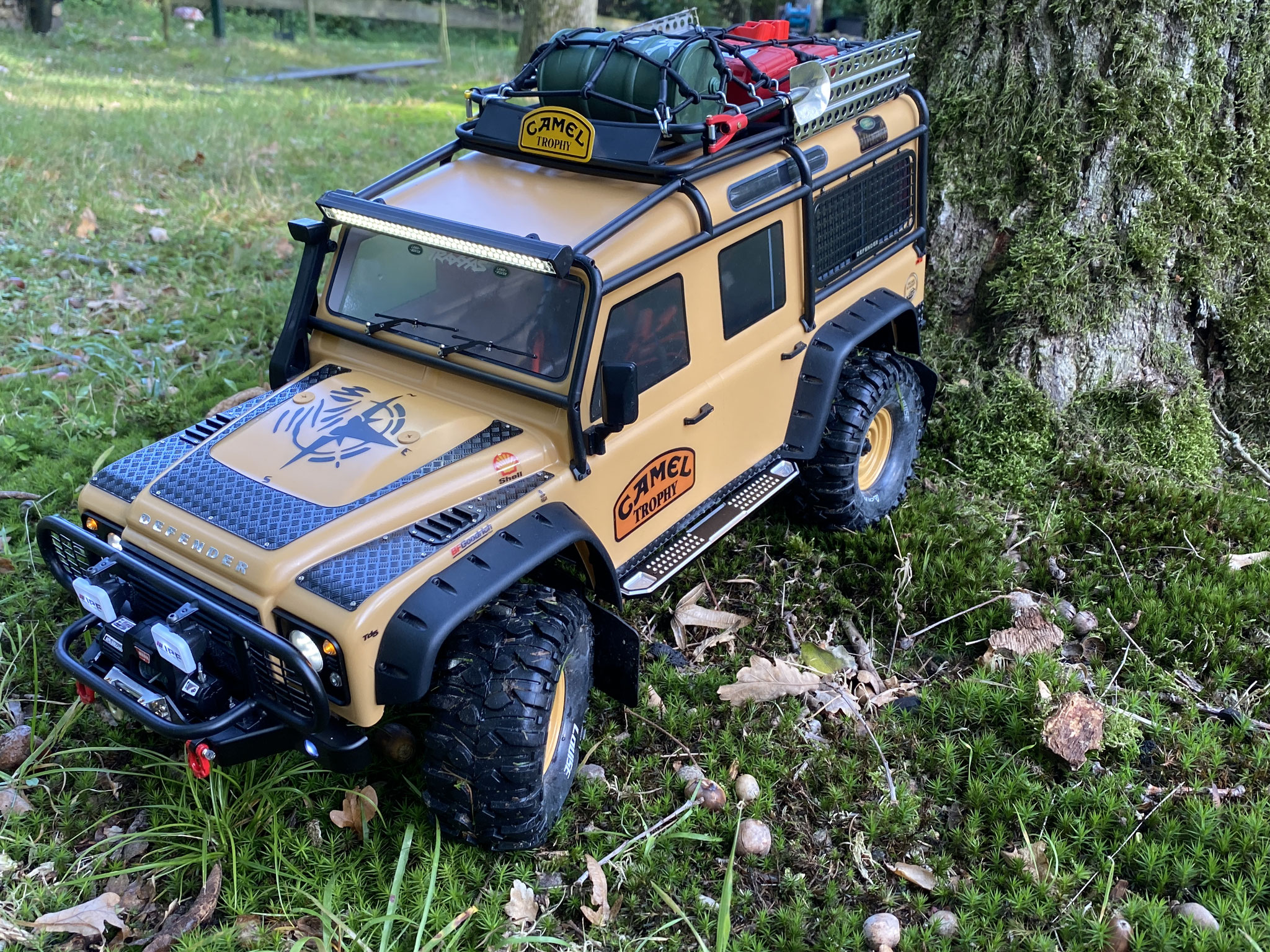 Landrover Defender Camel Trophy  TRX4