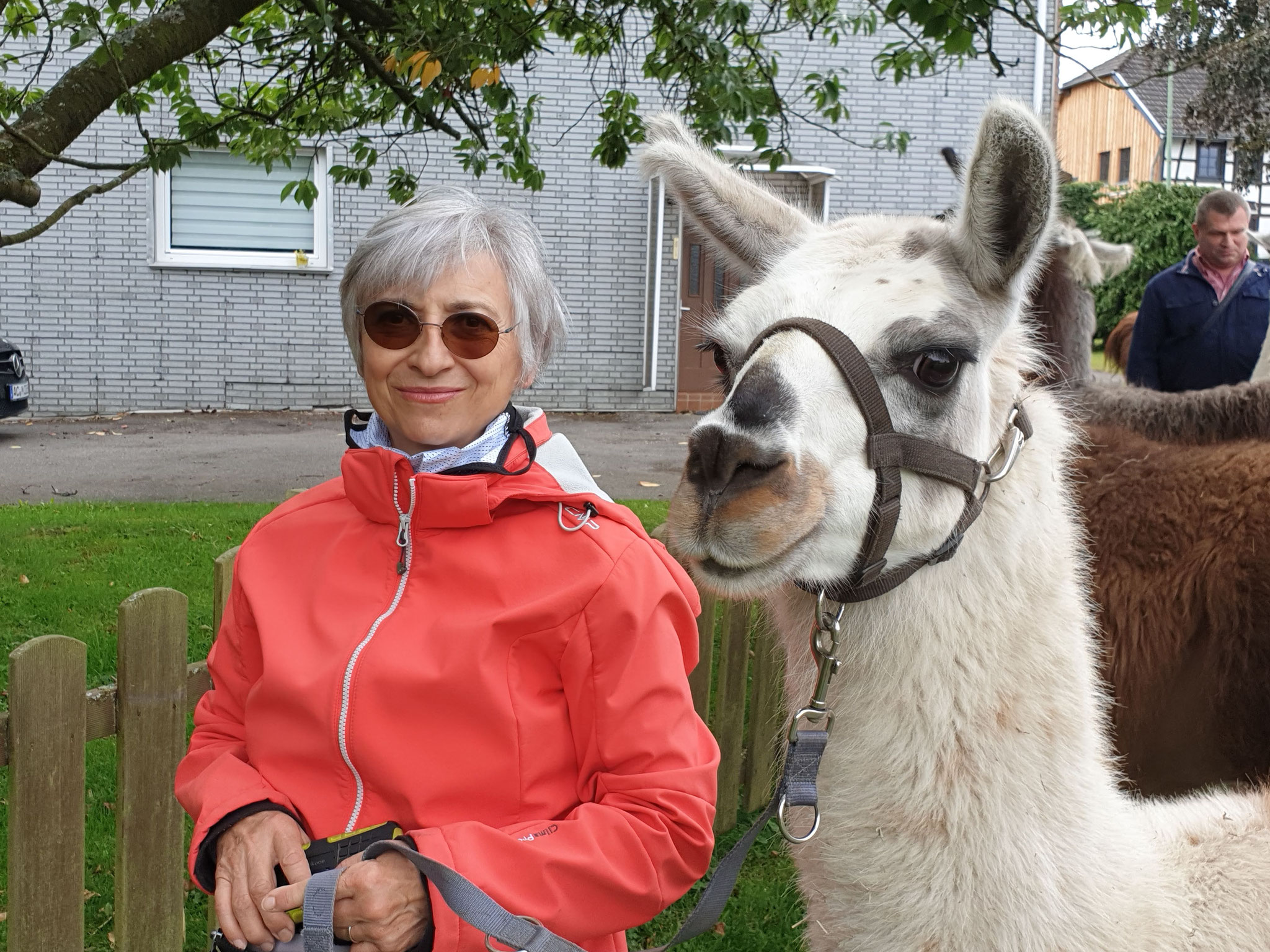 Lama Tour in Paustenbach