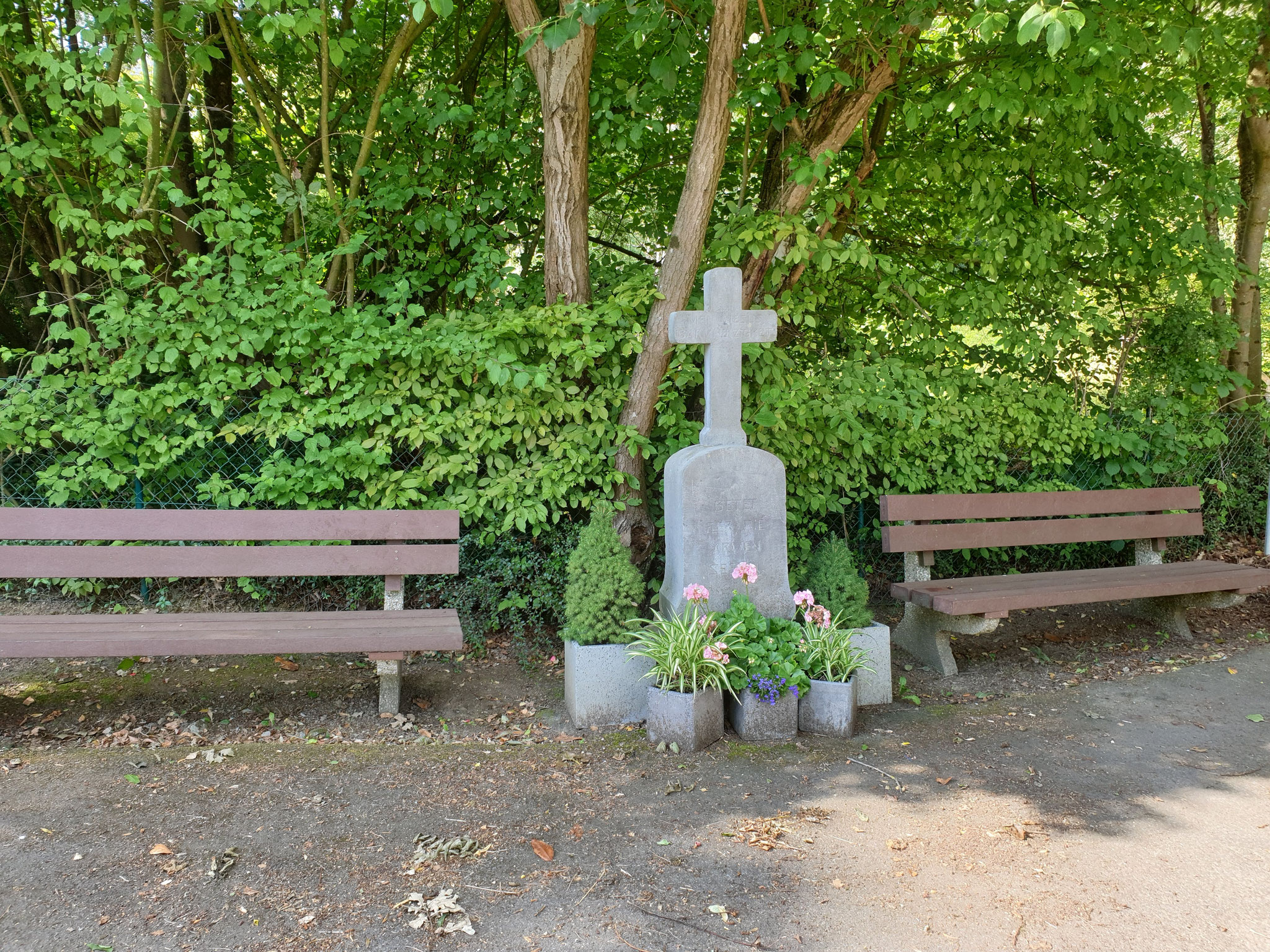 Kreuz am Buchenbusch