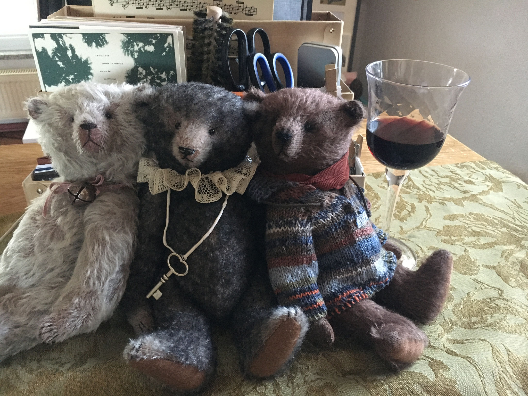 Laura, Hilde und Wassili, 30 cm (adoptiert)