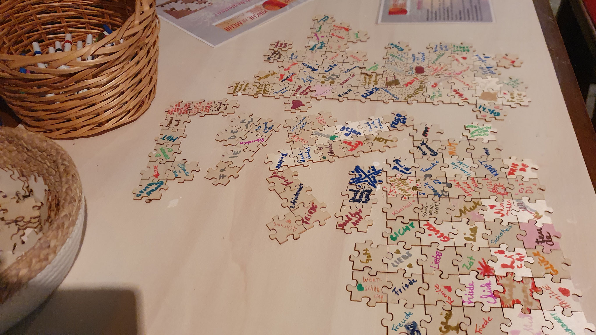 03  - Worte für das Jahr als Puzzle