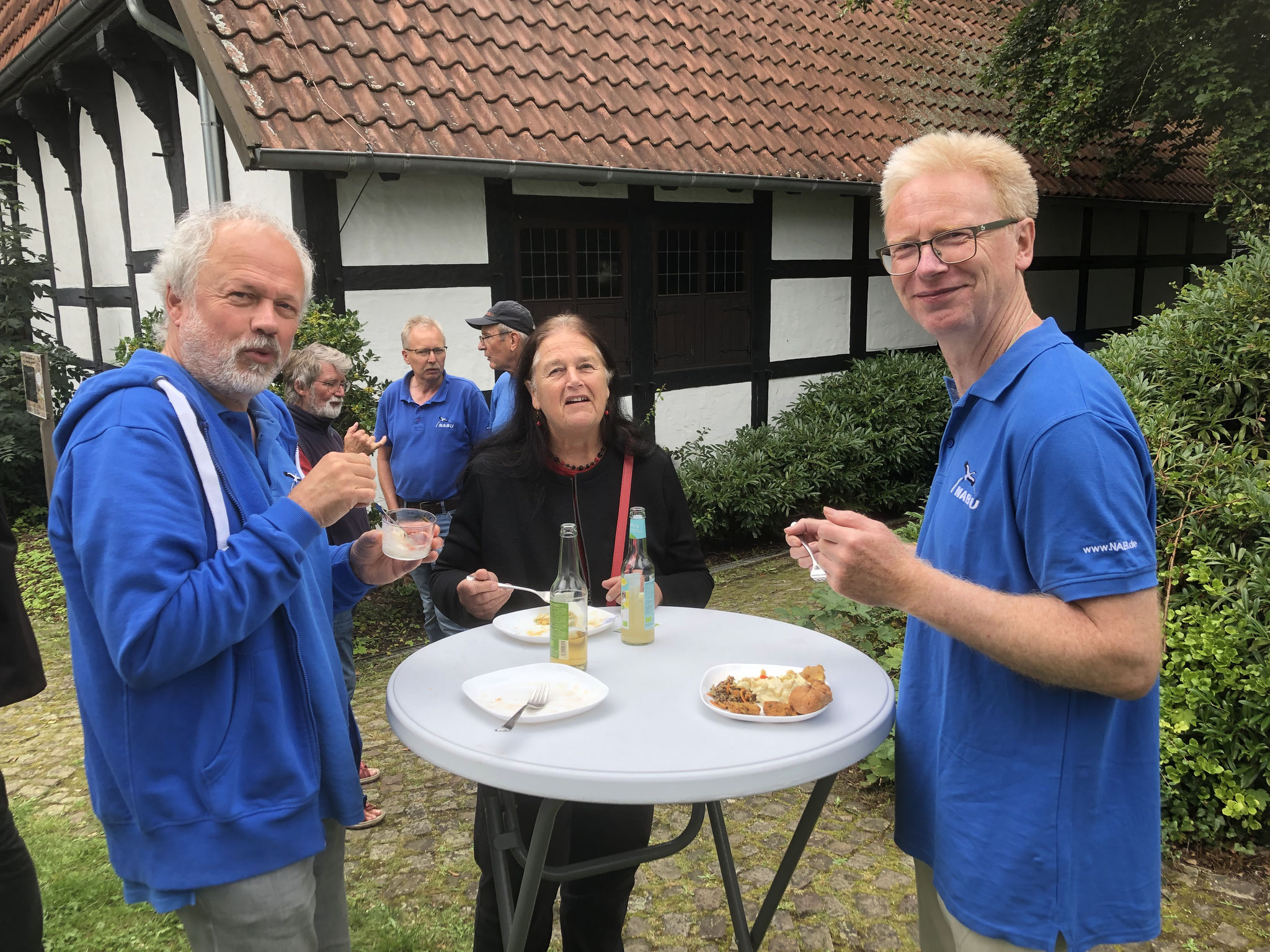 Kennenlernen, wiedersehen, entspannen, genießen und Spaß haben stand im Mittelpunkt der Feier (Foto: F. Diebrok) 