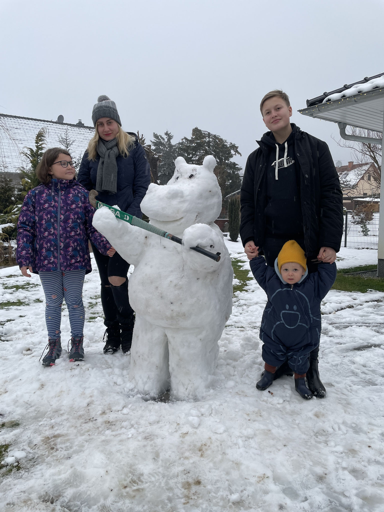 Schnee-Tresi von Familie Hanschmann und Ruprecht