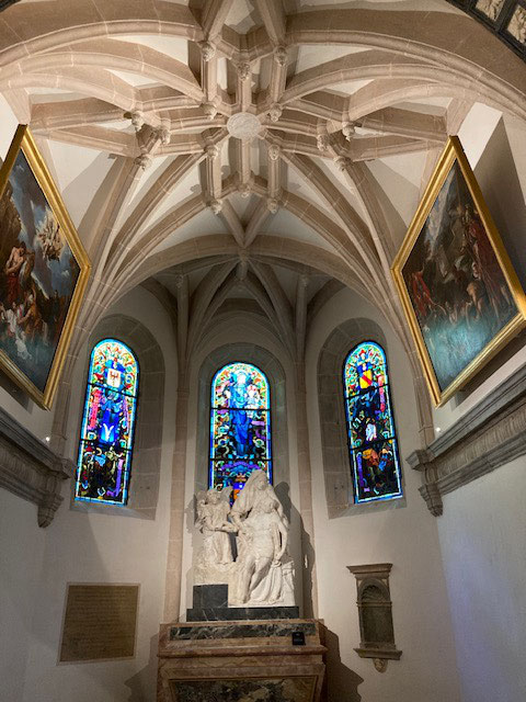 La Piétà dans sa chapelle également restaurée