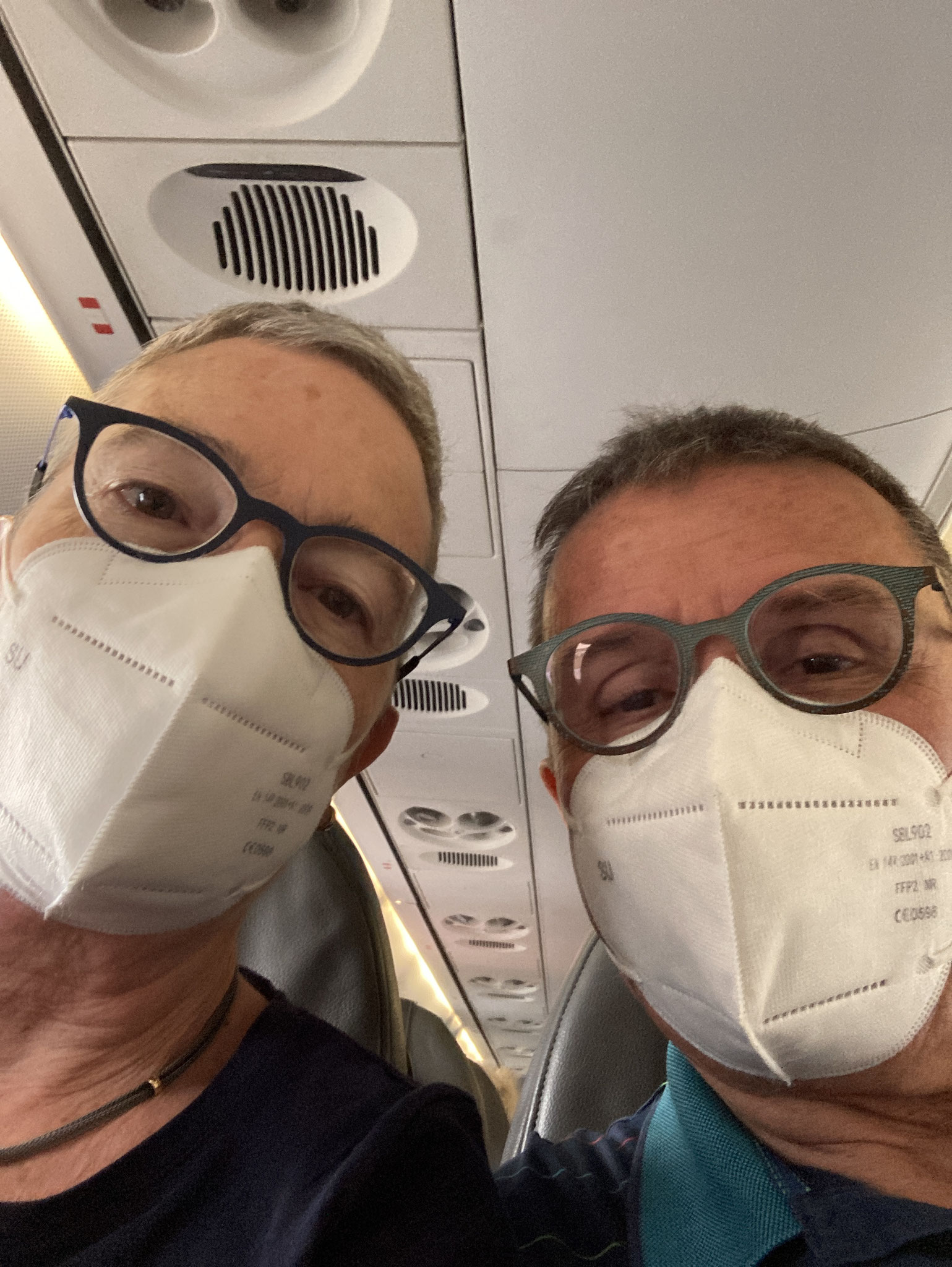 immer noch Masken im Flugzeug