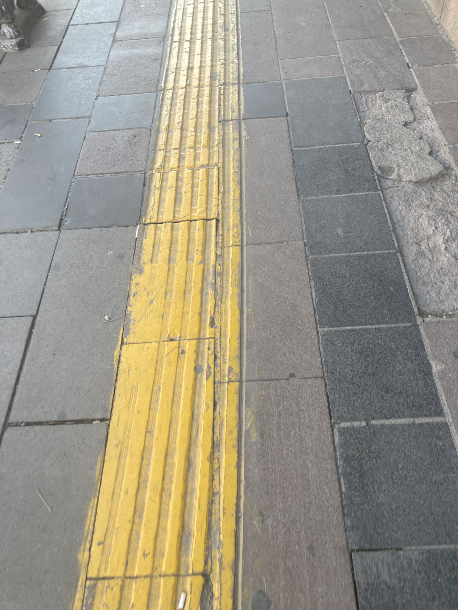 Behindertengerechte Trottoirs