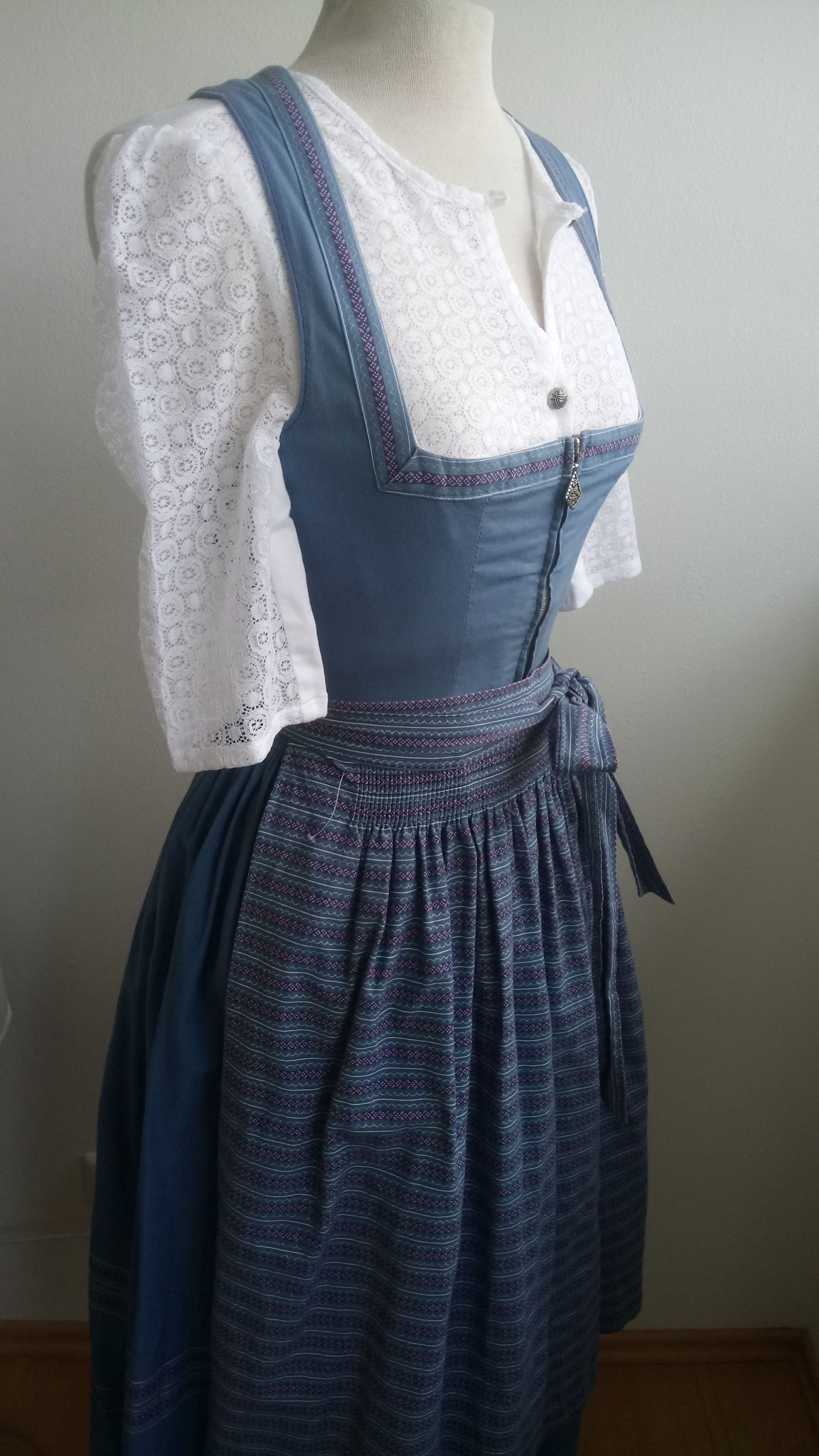 Oktoberfest Dirndl Rosalie