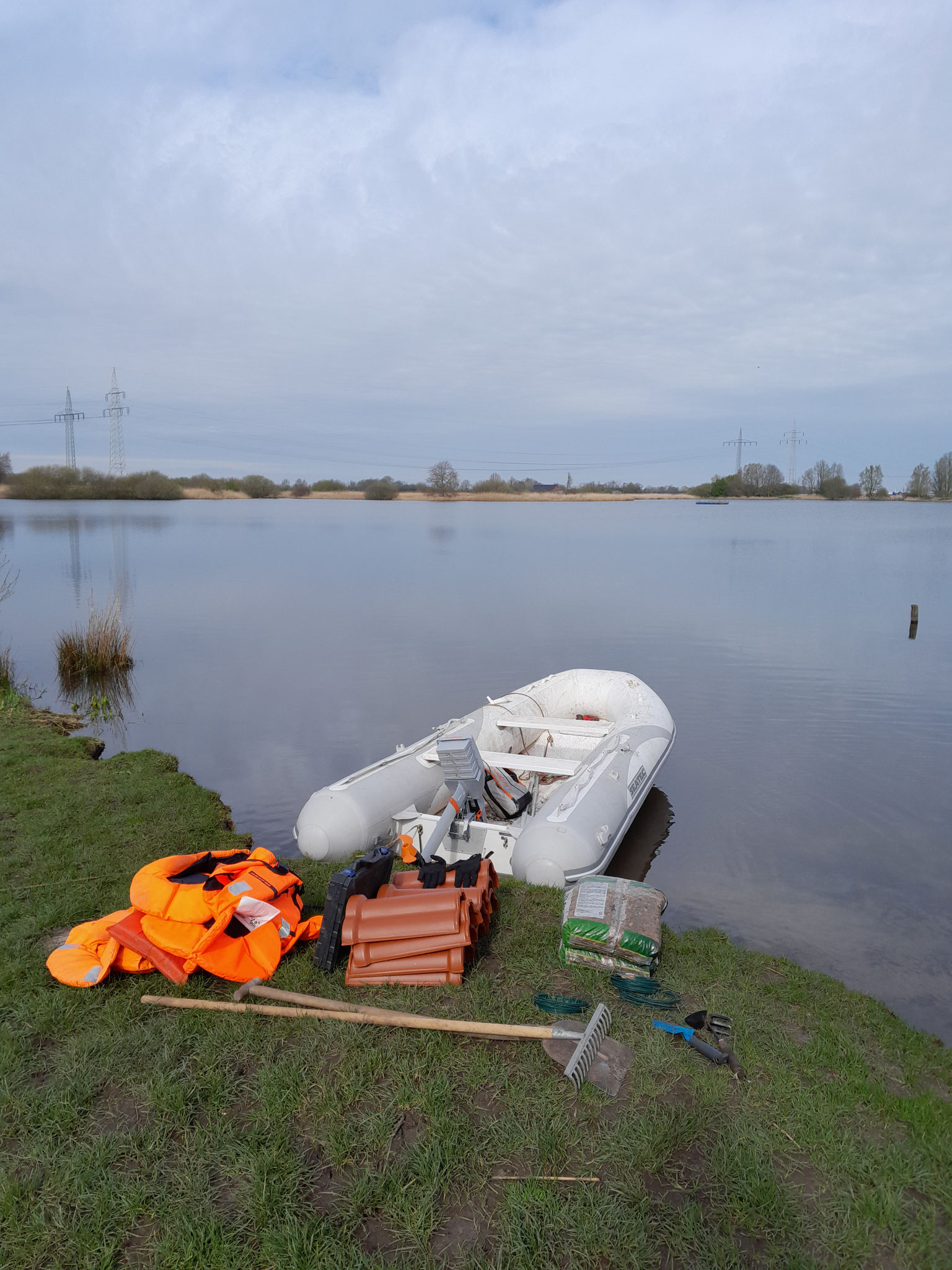 Vorbereitung für den Einsatz. Foto: Mara Bekker