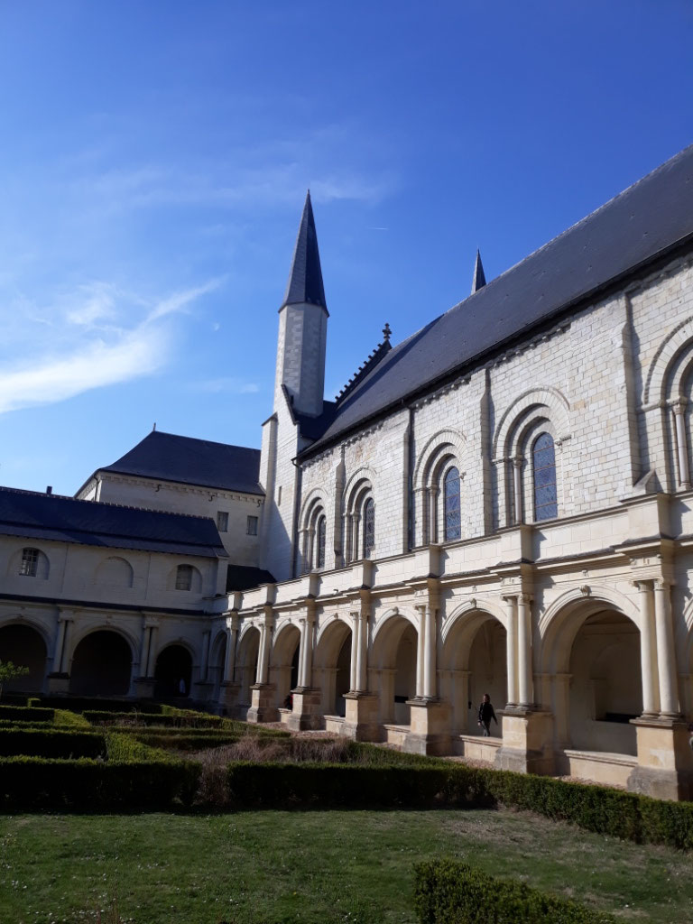 Cloître abbaye Fontevraud