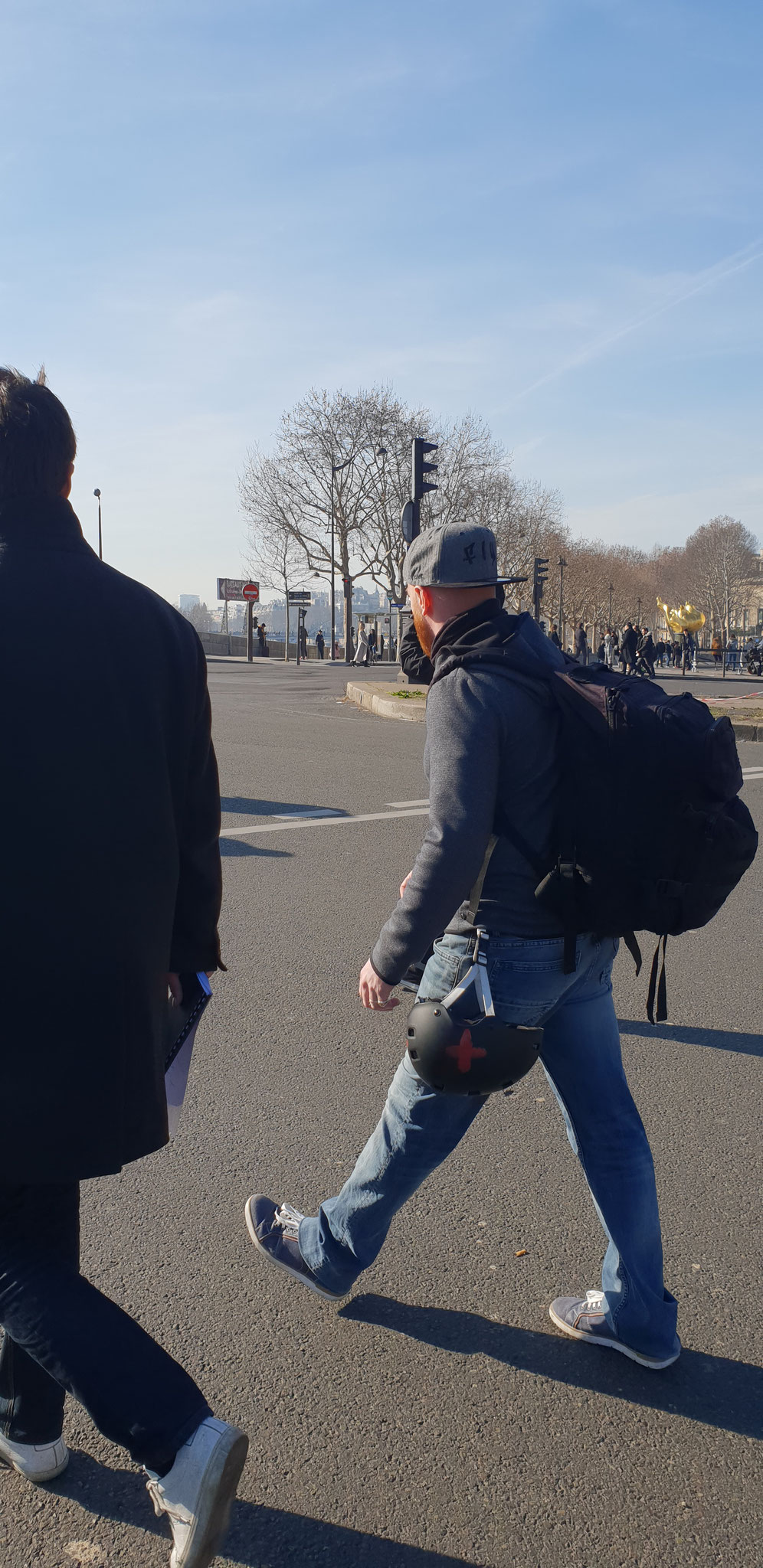 Acte 16 Le 16 Décembre 2019 je me rends à Paris pour y rencontrer des Journalistes www.jesuispatrick.com