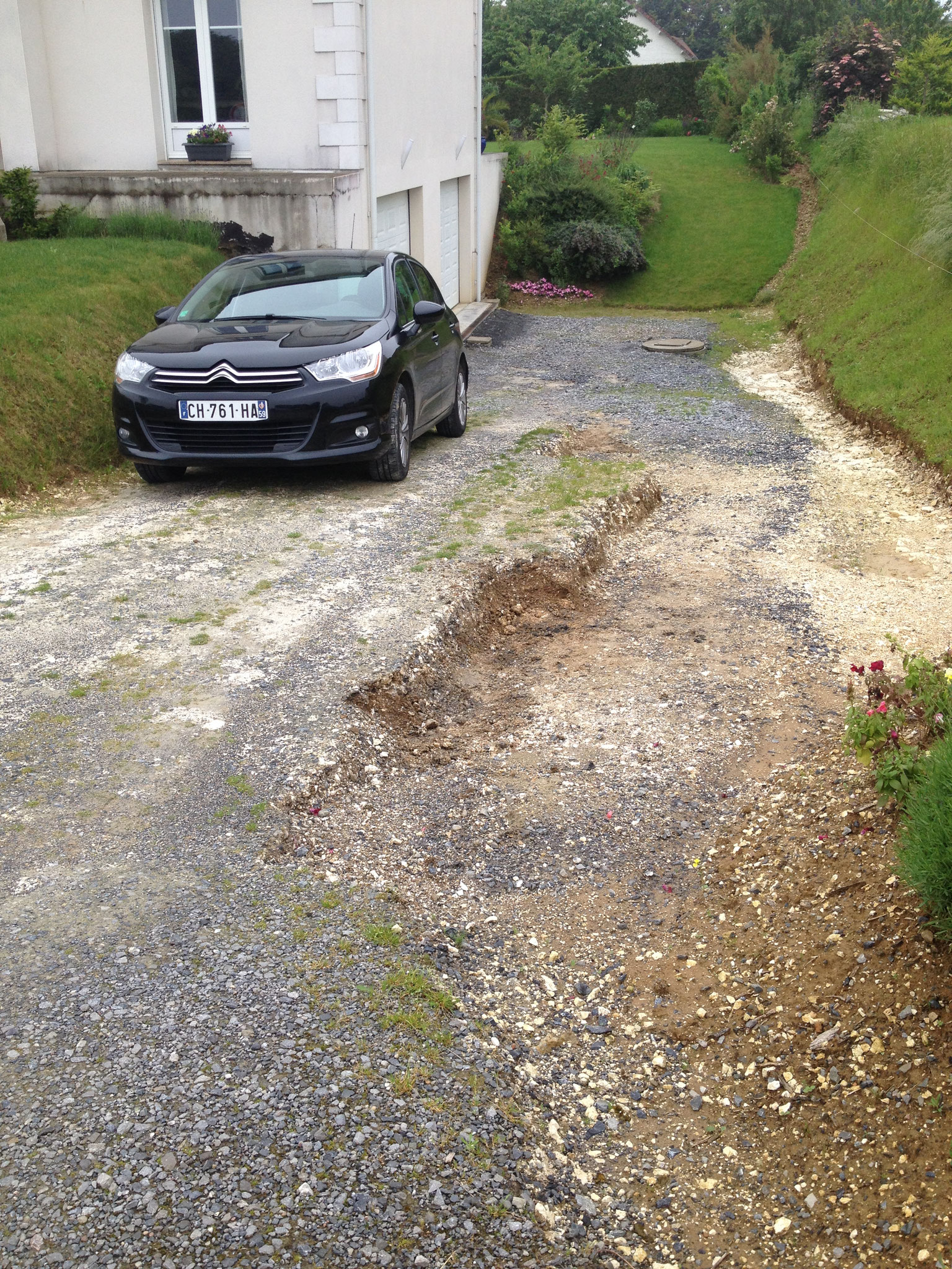 Photo 70 sur 73 AFFAIRE CRIMINELLE en Bande organisées « MES CHERS VOISINS » soit 6256 jours de persécutions criminelles en bandes organisées au cœur même des CARTELS DES HAUTS-DE-FRANCE